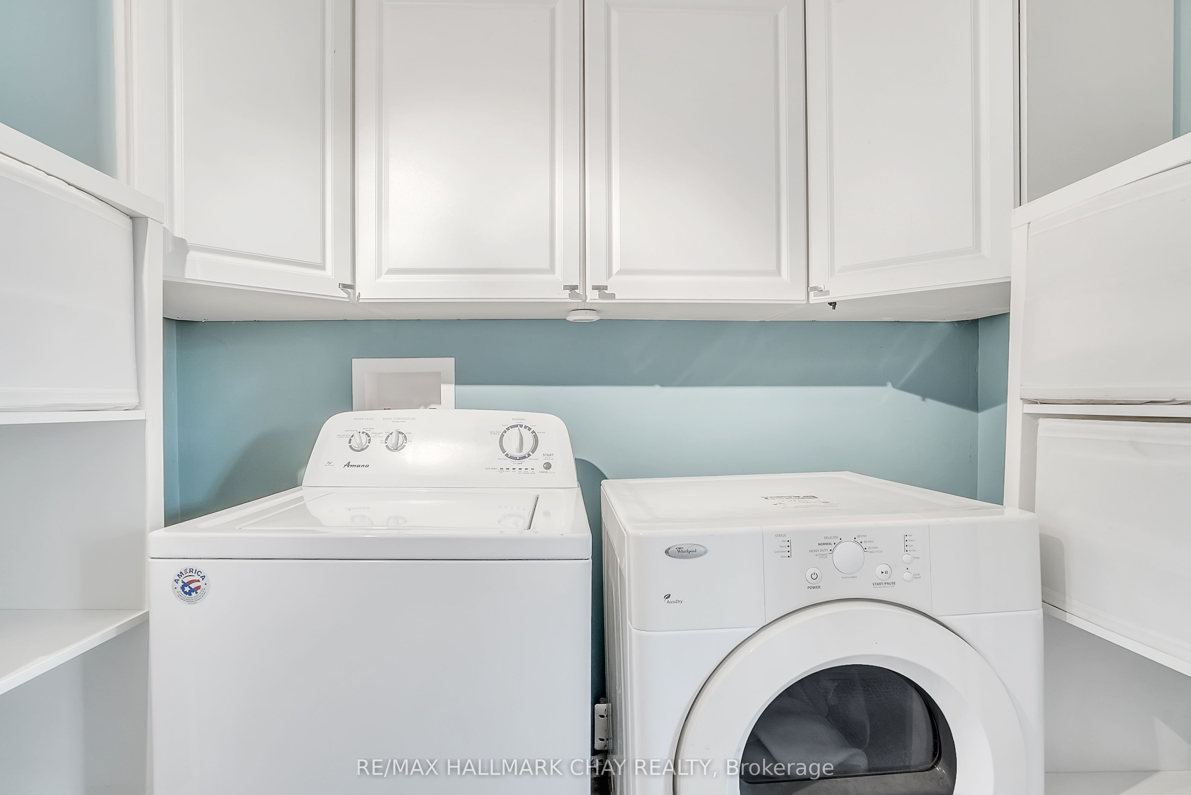 2533 Flos 3 Road W Property Photo 15