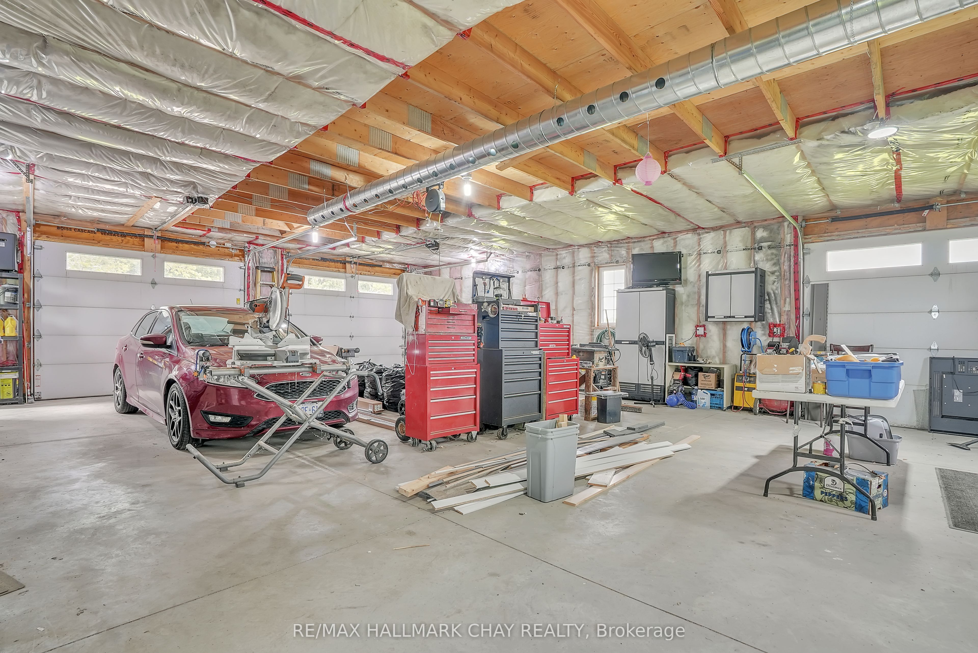 2533 Flos 3 Road W Property Photo 27