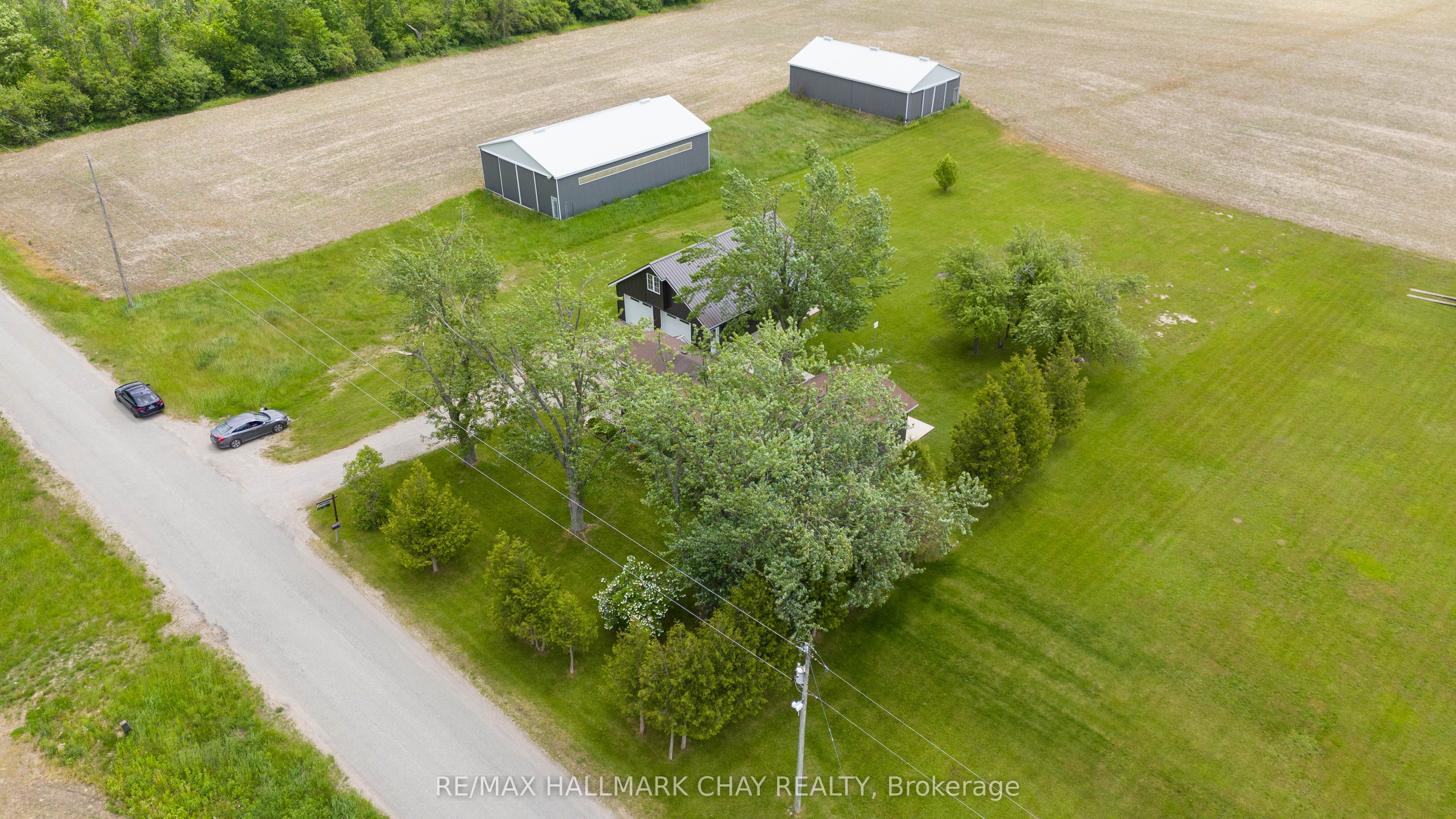 2533 Flos 3 Road W Property Photo 47