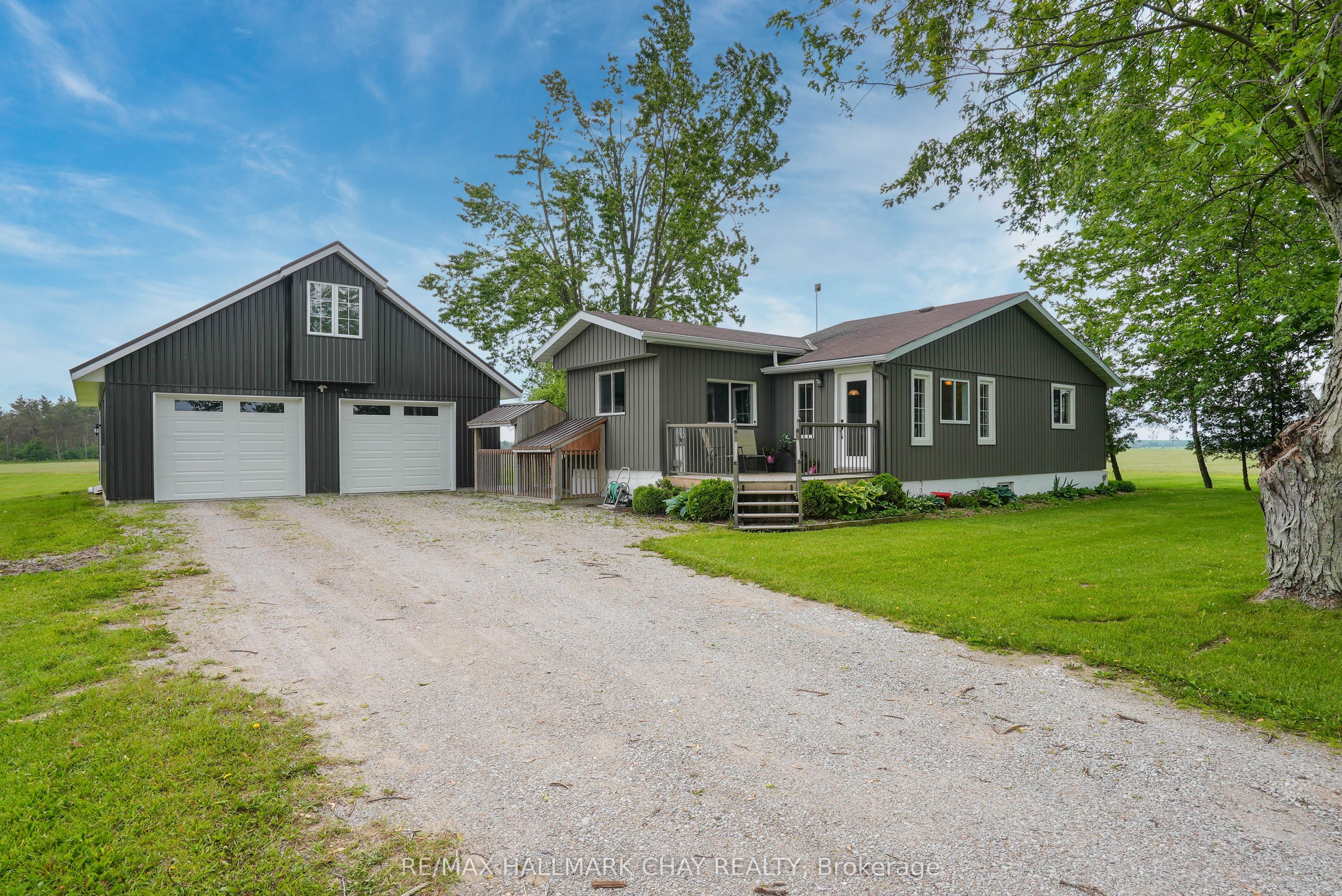 2533 Flos 3 Road W Property Photo 49