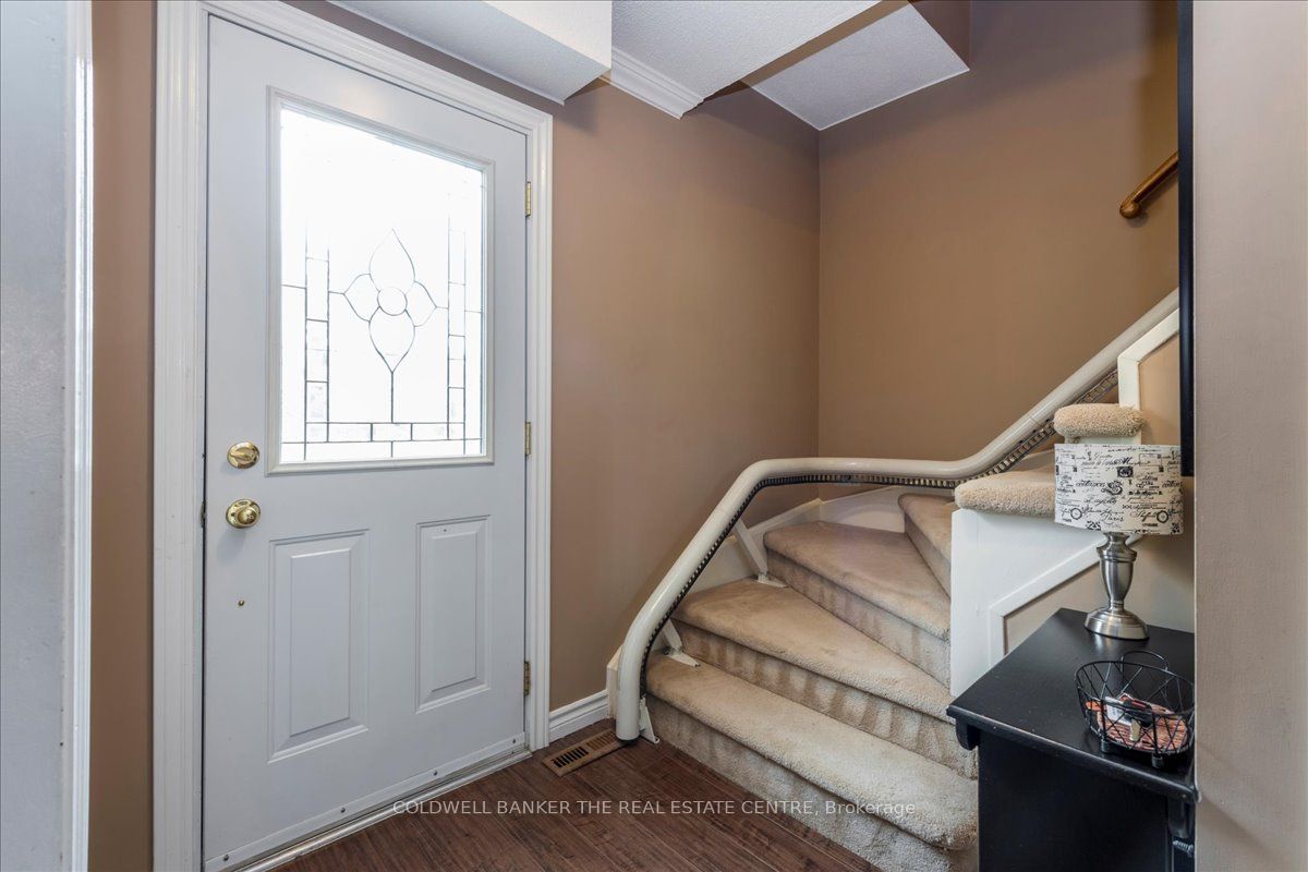 8 Bethune Place Property Photo 4