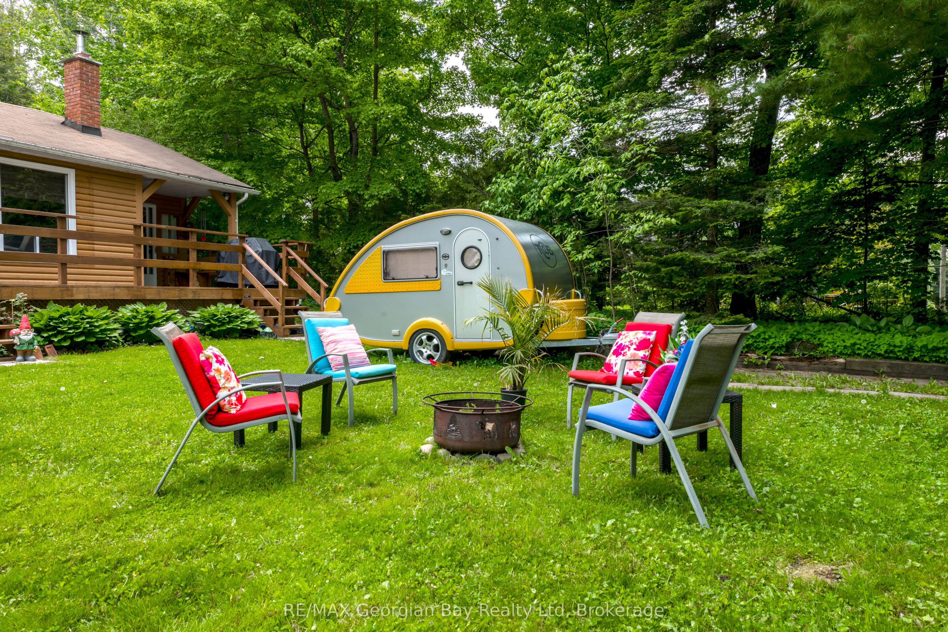 23 E Duquette Court Property Photo 5