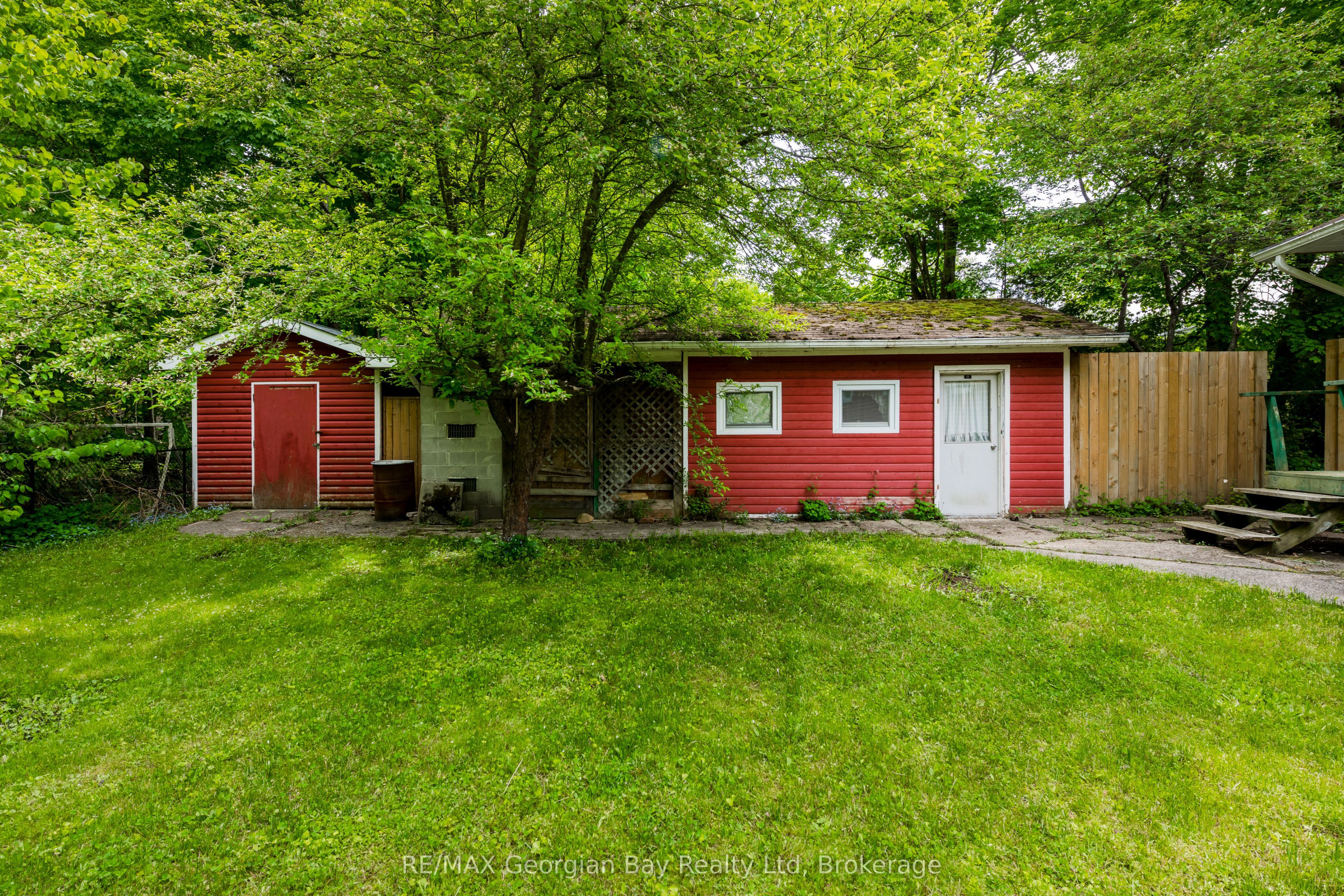 23 E Duquette Court Property Photo 25