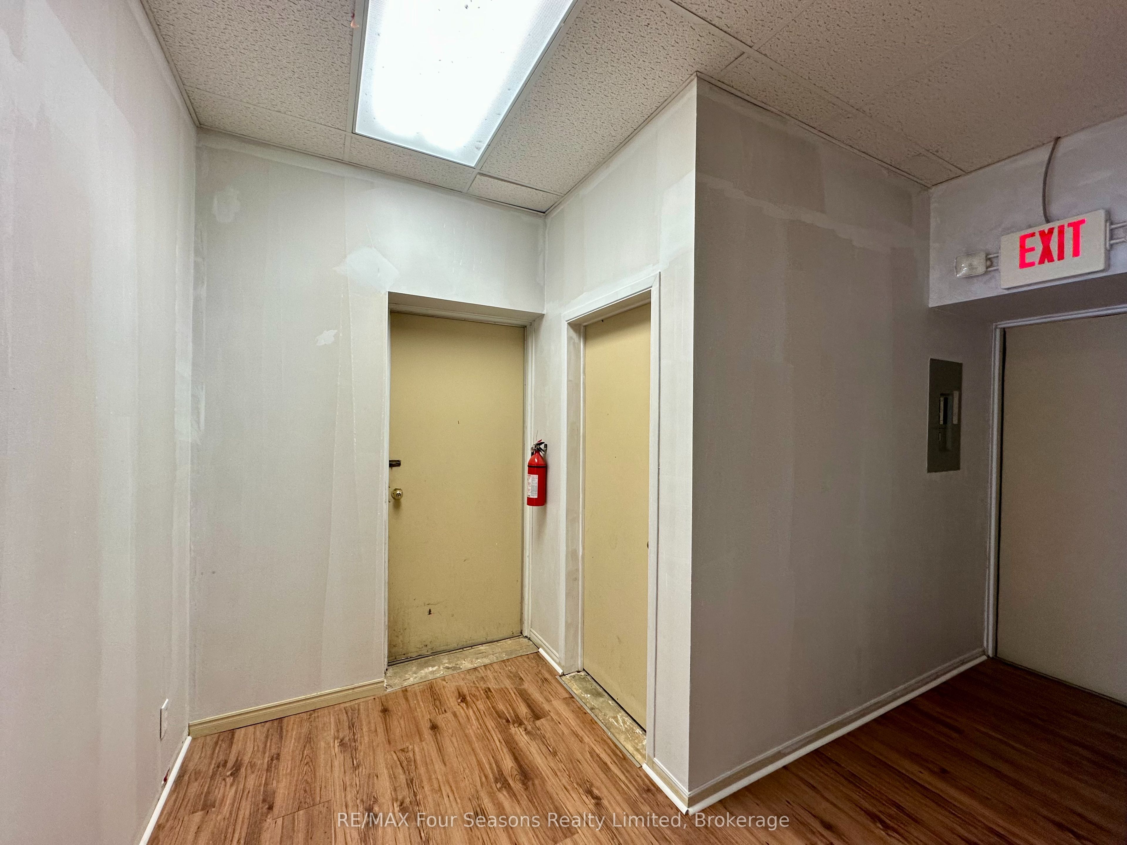 206 Perry Street C1 Property Photo 10