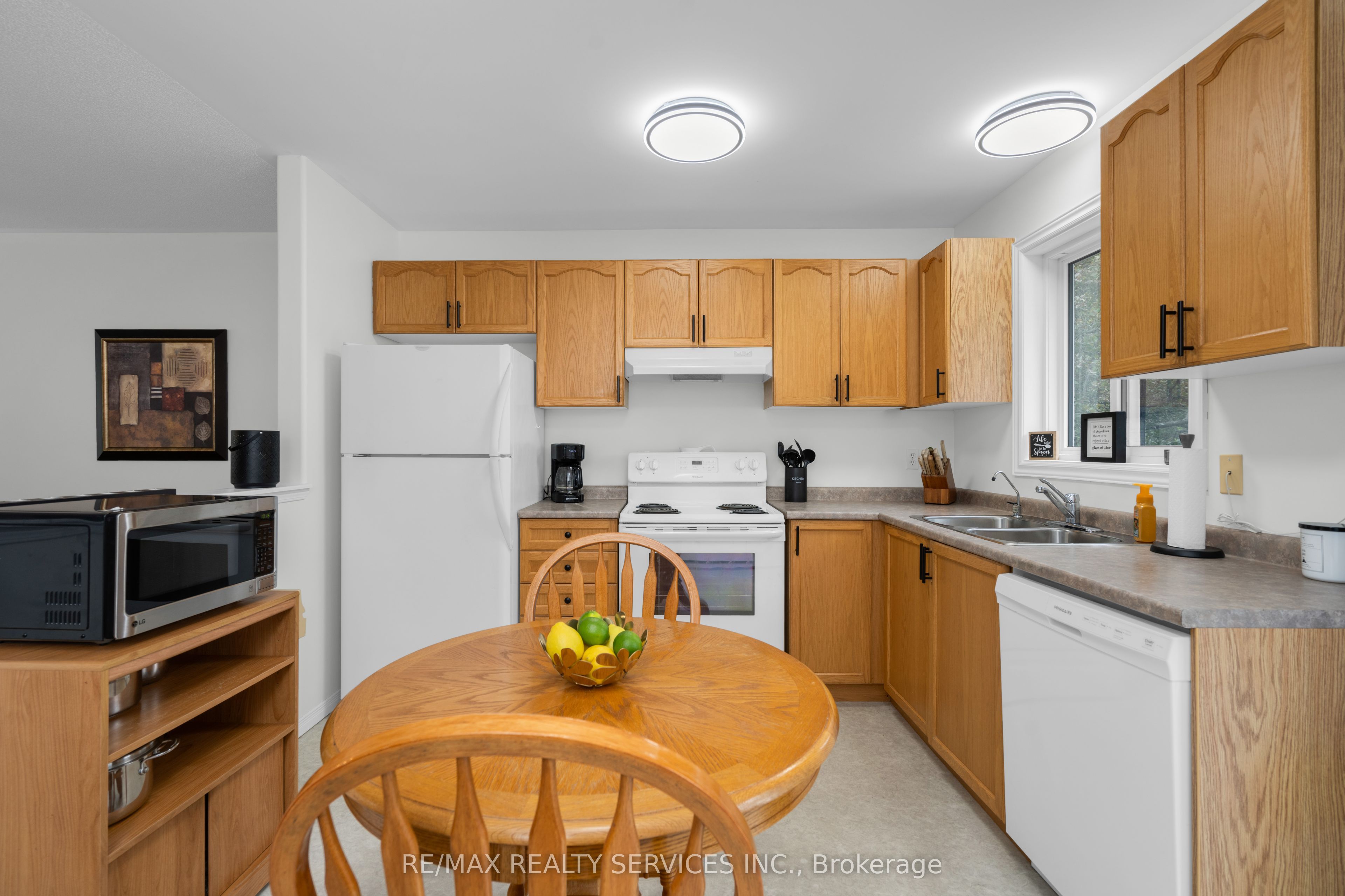 47 Sydenham Wells N/a Property Photo 16