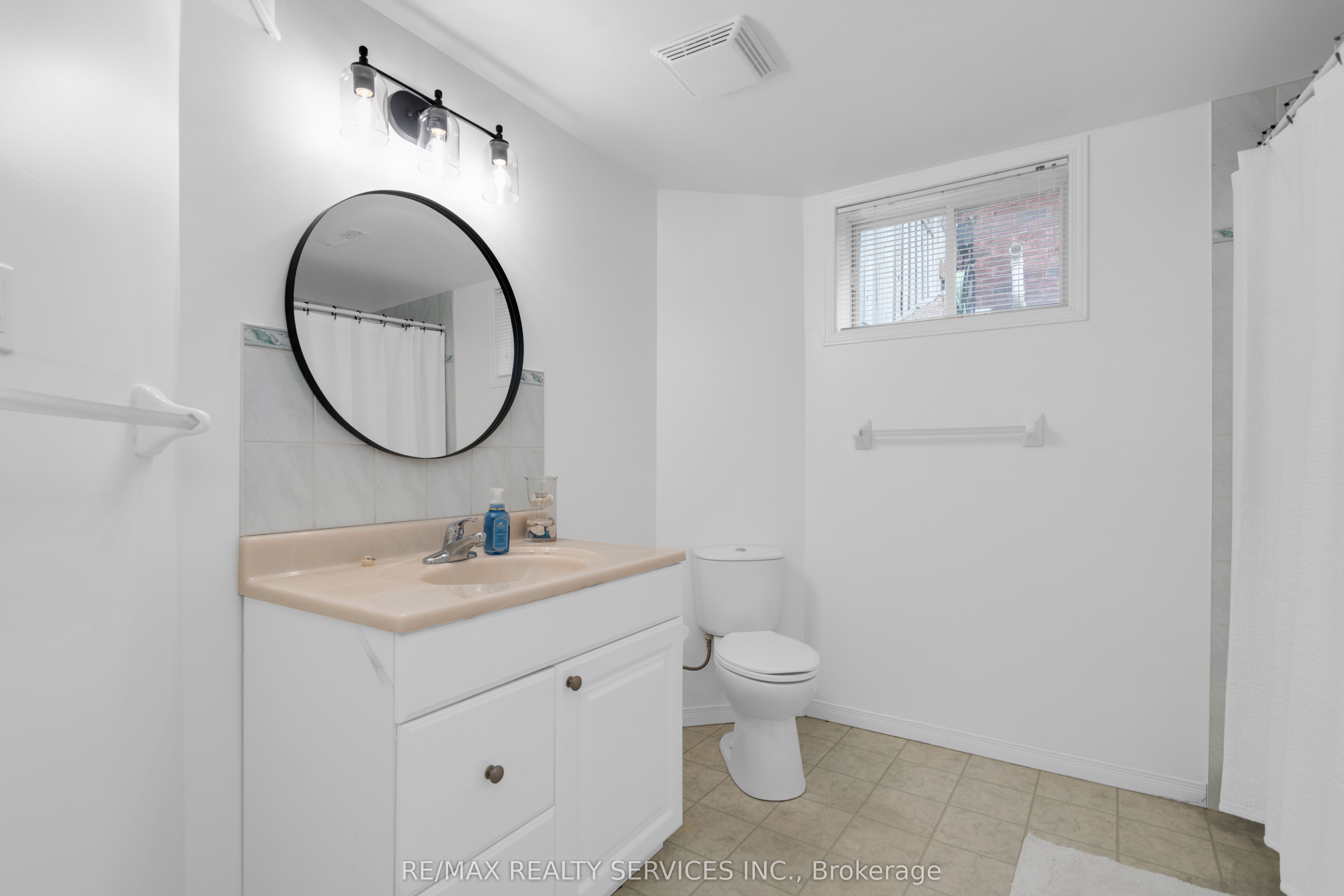 47 Sydenham Wells N/a Property Photo 27