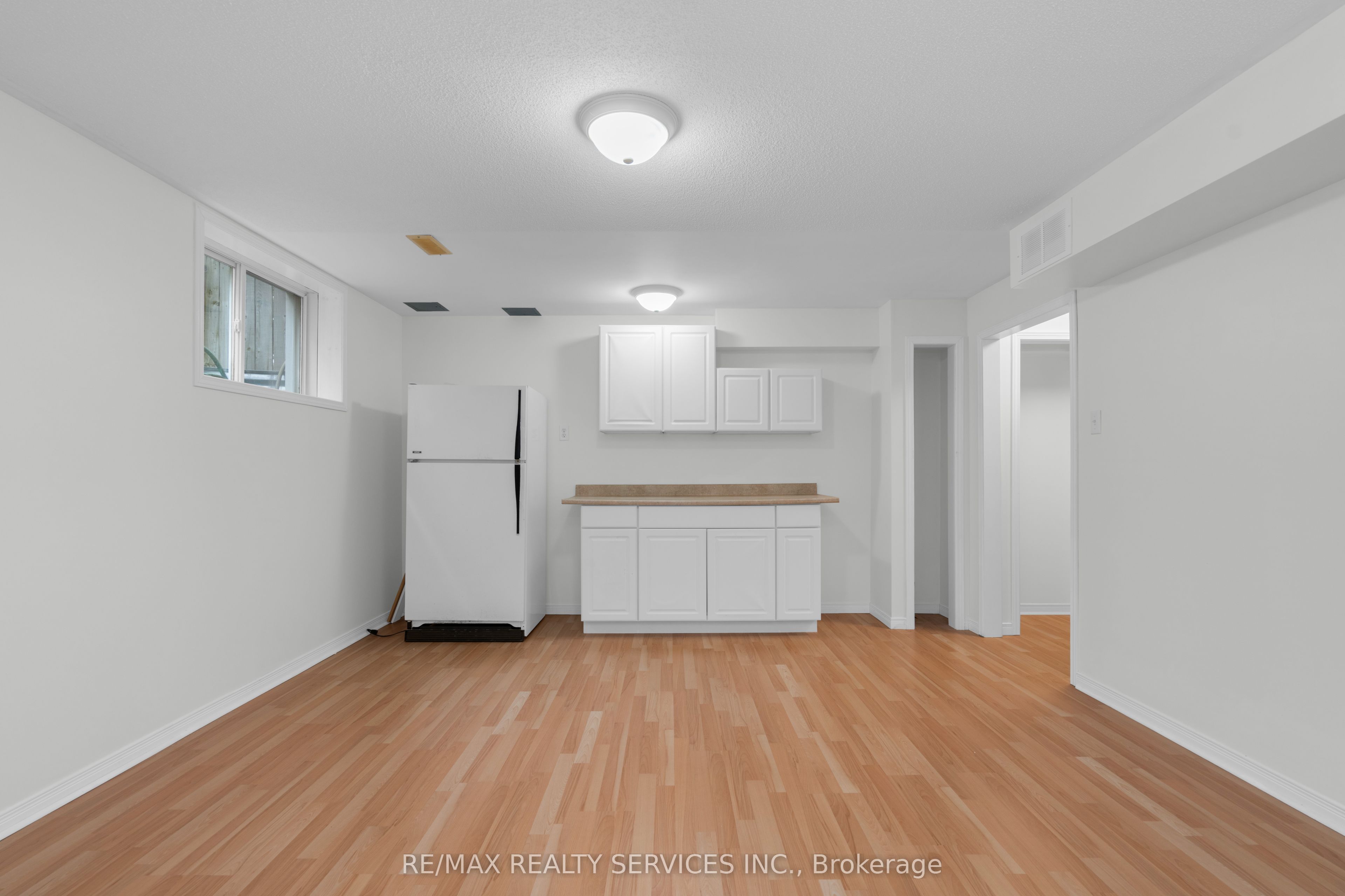 47 Sydenham Wells N/a Property Photo 32