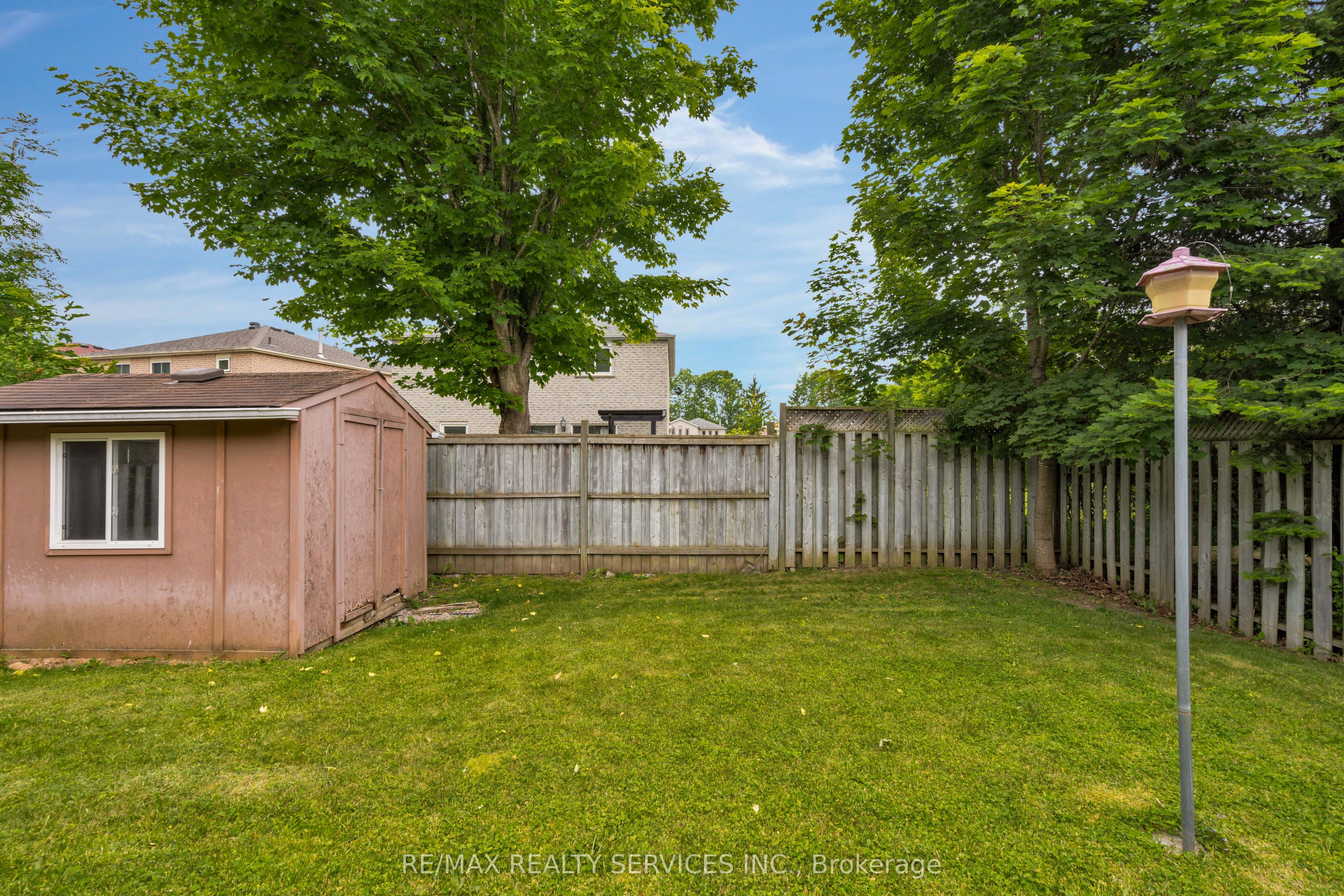 47 Sydenham Wells N/a Property Photo 36