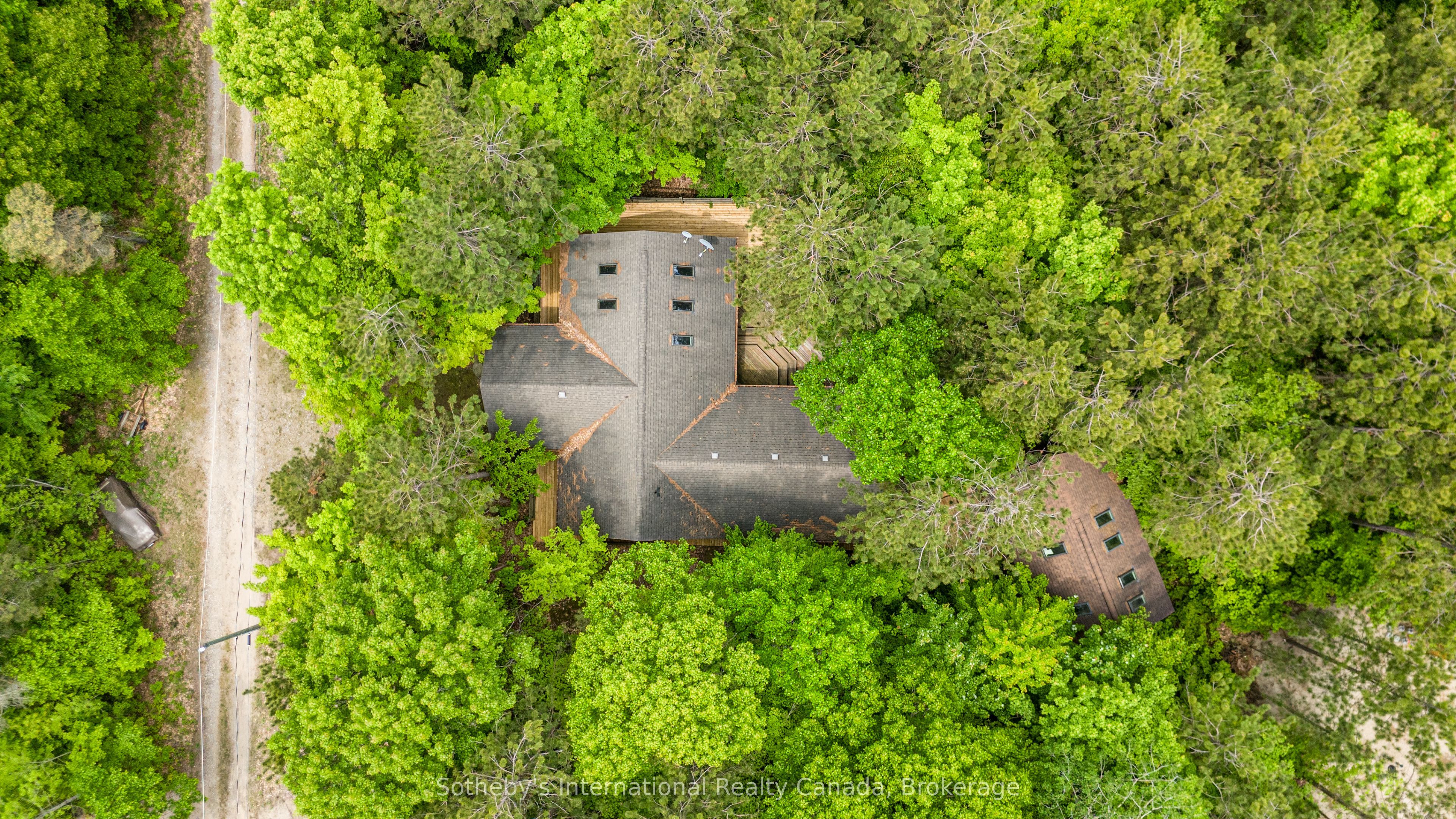 4 Amik Lane Property Photo 37