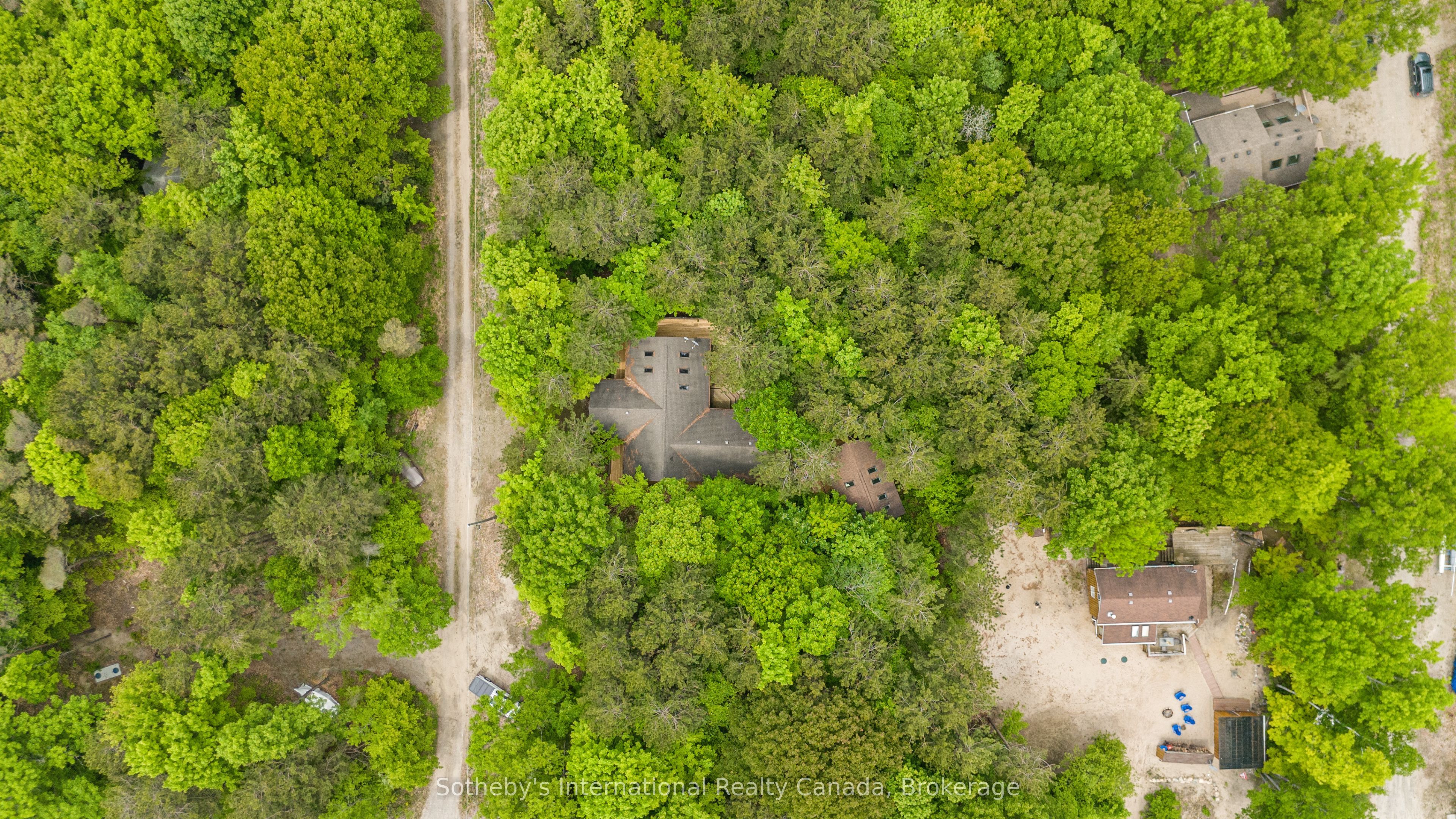 4 Amik Lane Property Photo 38