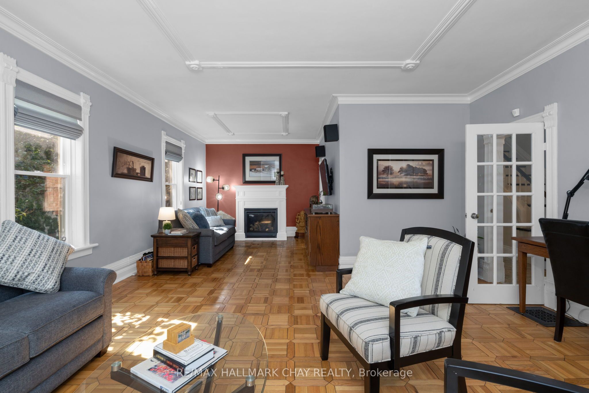 4950 Penetanguishene Road Property Photo 18