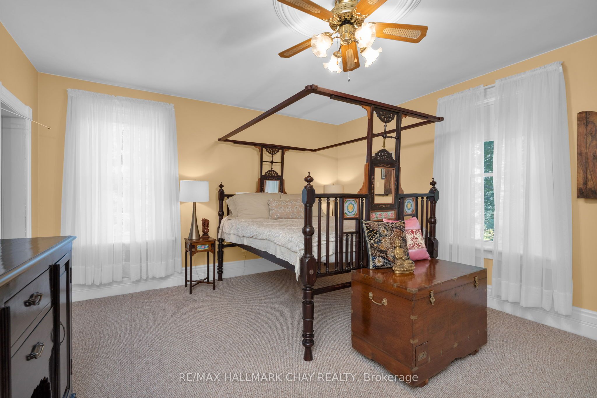 4950 Penetanguishene Road Property Photo 21