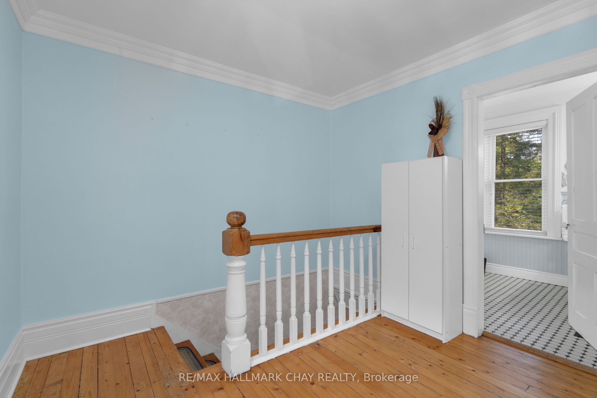 4950 Penetanguishene Road Property Photo 22