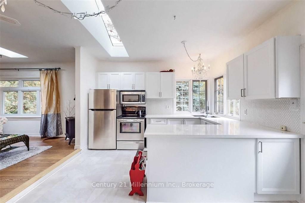 19 Hastings Avenue Property Photo 9