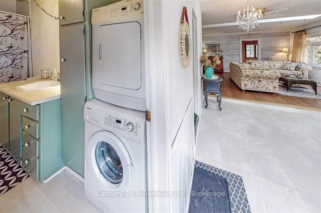 19 Hastings Avenue Property Photo 14