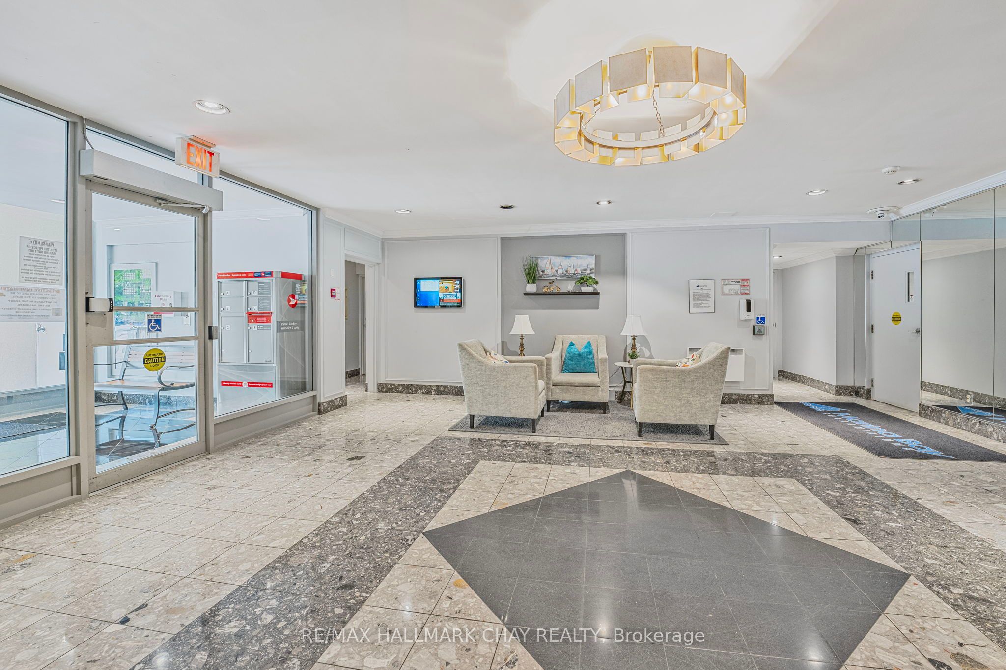 65 Ellen Street 610 Property Photo 2