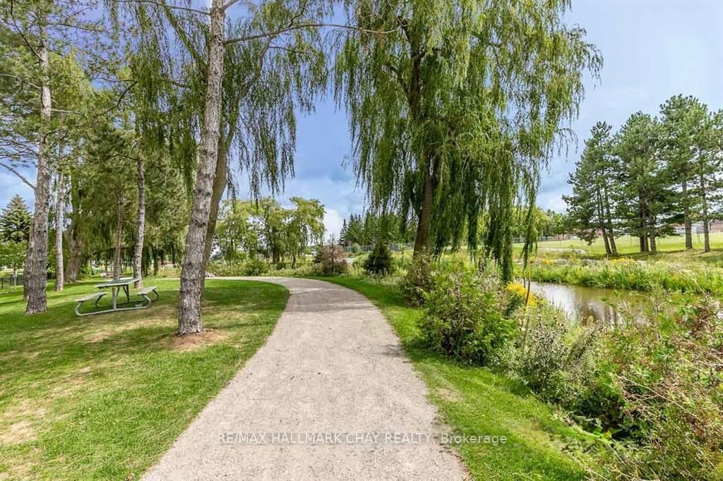 65 Ellen Street 610 Property Photo 32