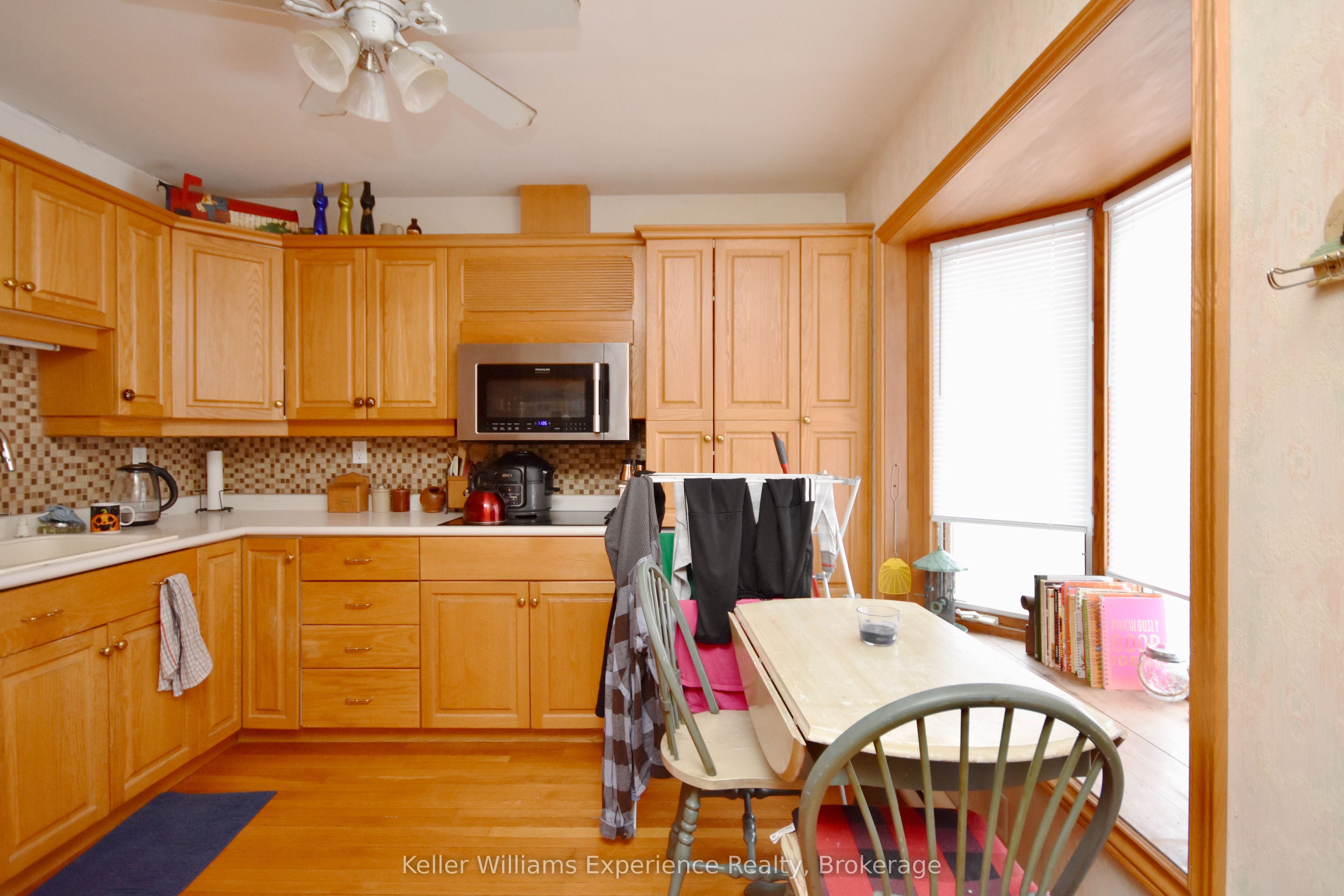 342 King Street Property Photo 37