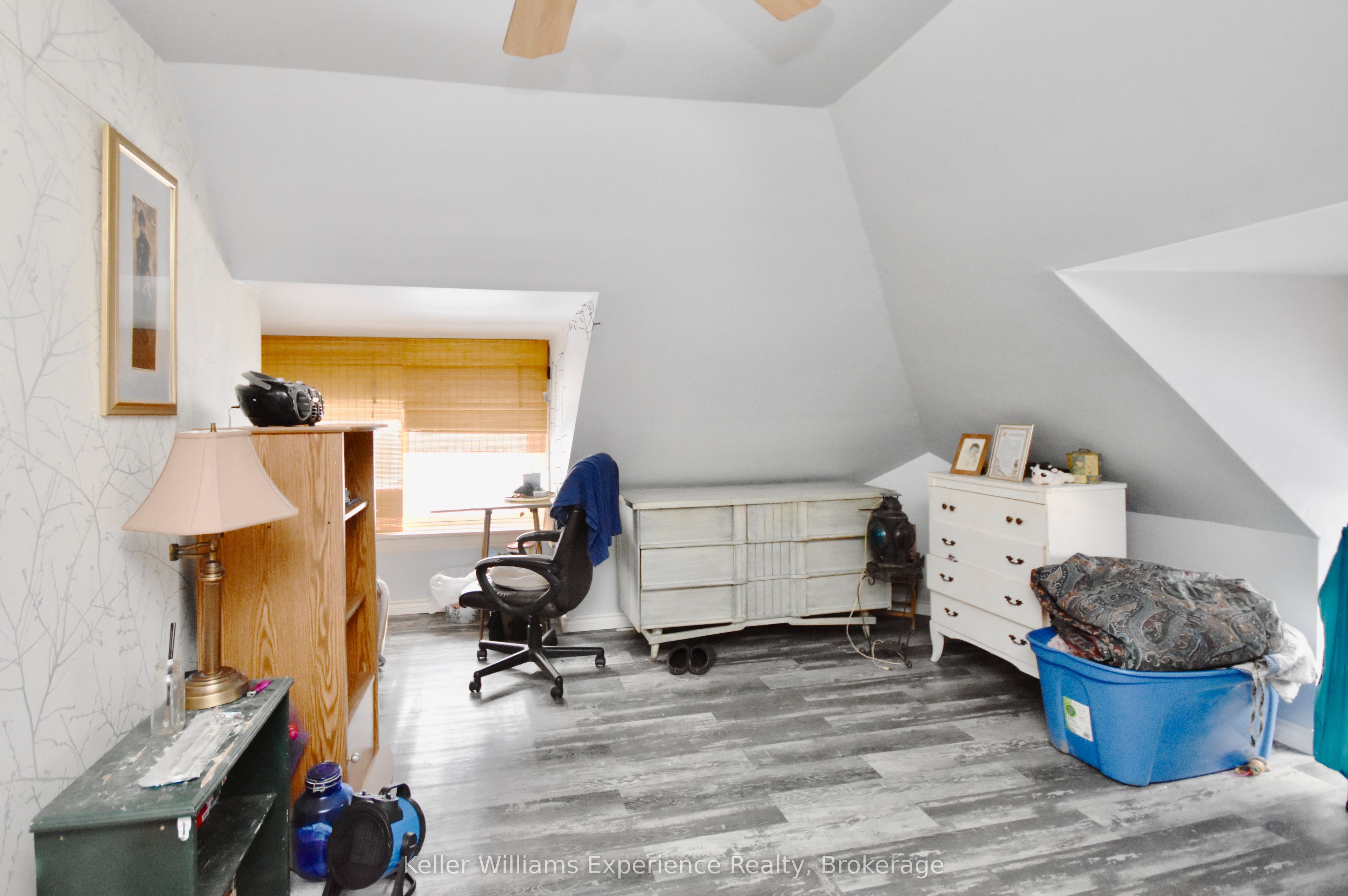342 King Street Property Photo 41