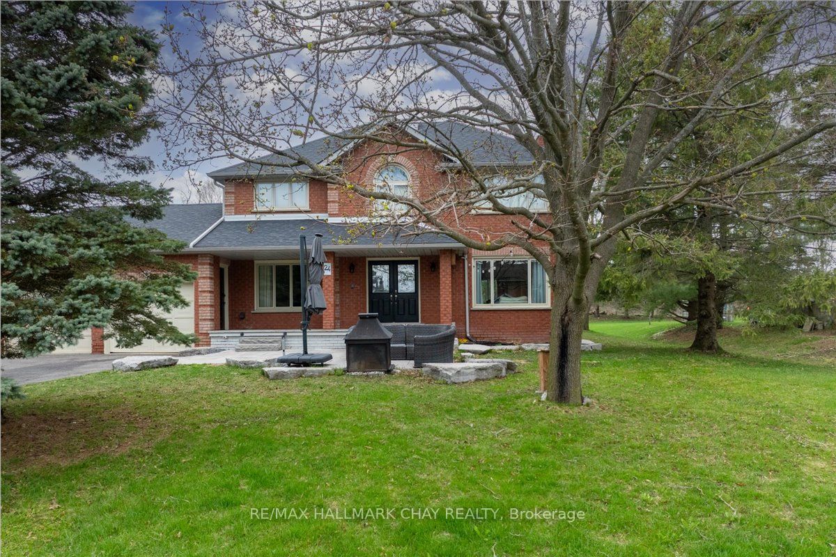 24 Martine Crescent Property Photo 1