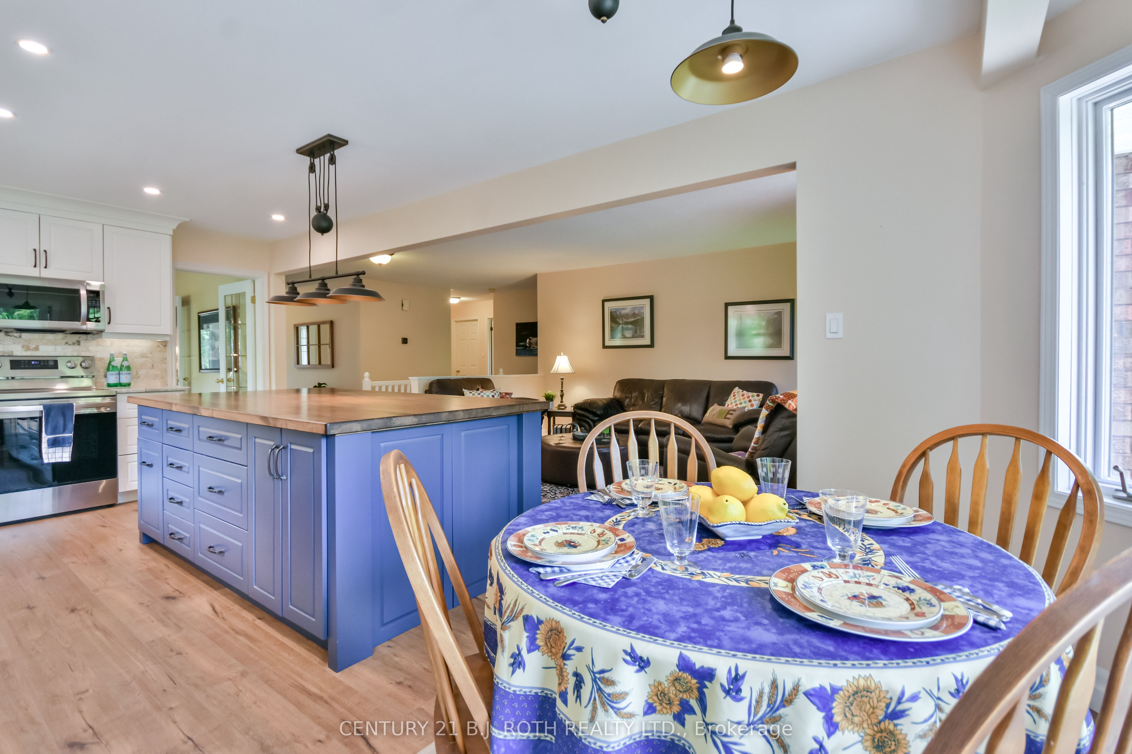 34 Cairns Boulevard Property Photo 8