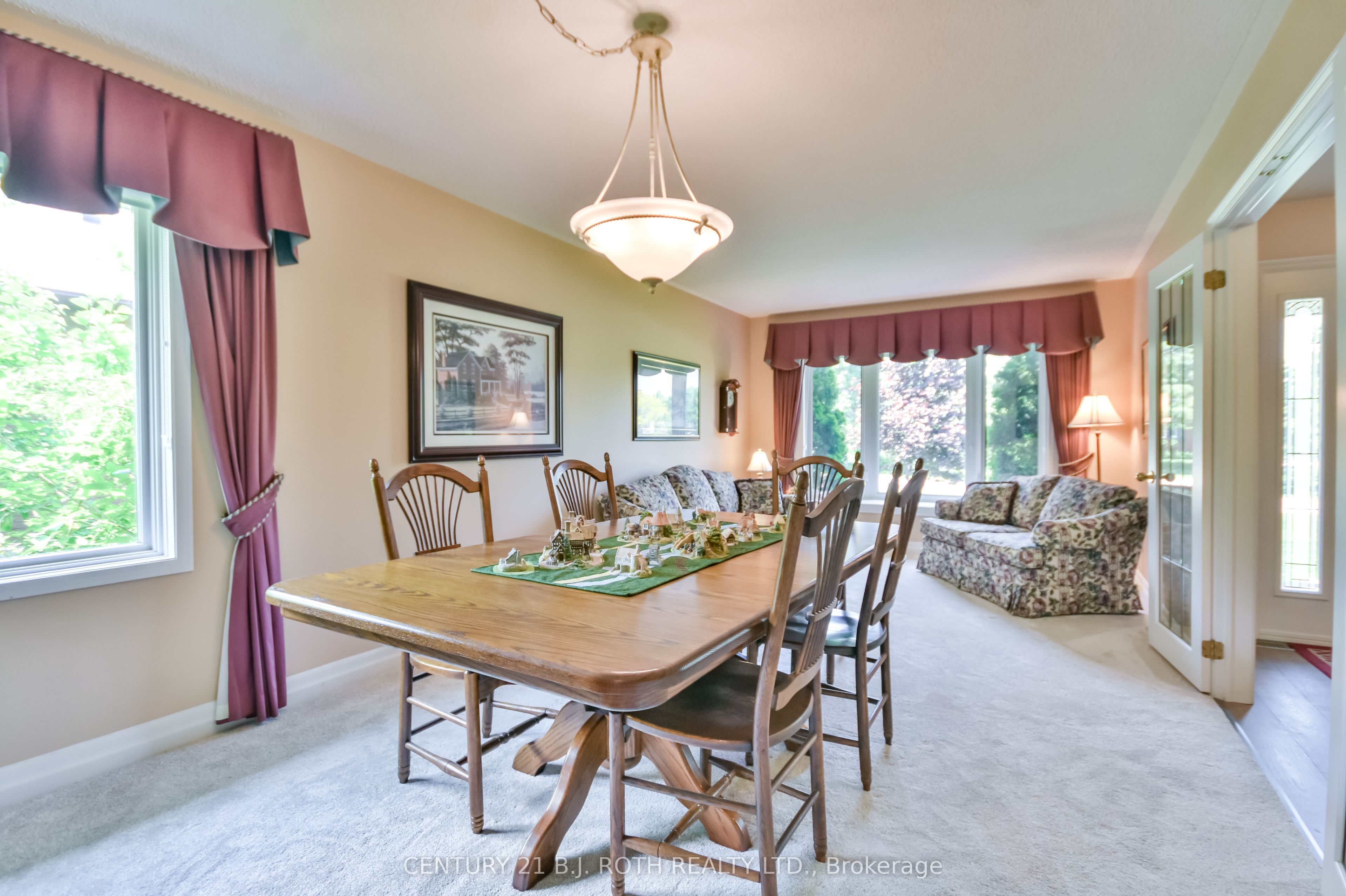 34 Cairns Boulevard Property Photo 16