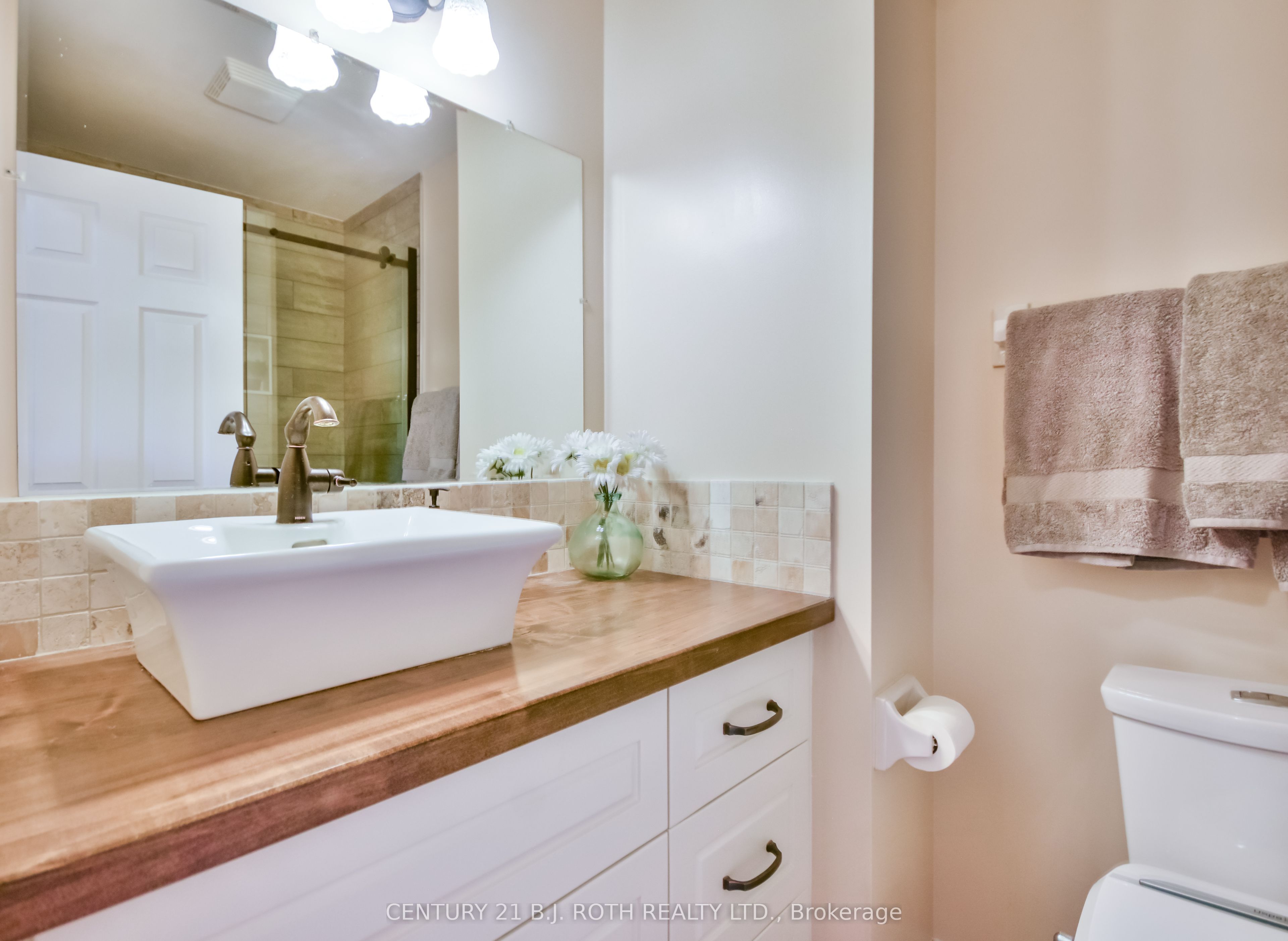 34 Cairns Boulevard Property Photo 21