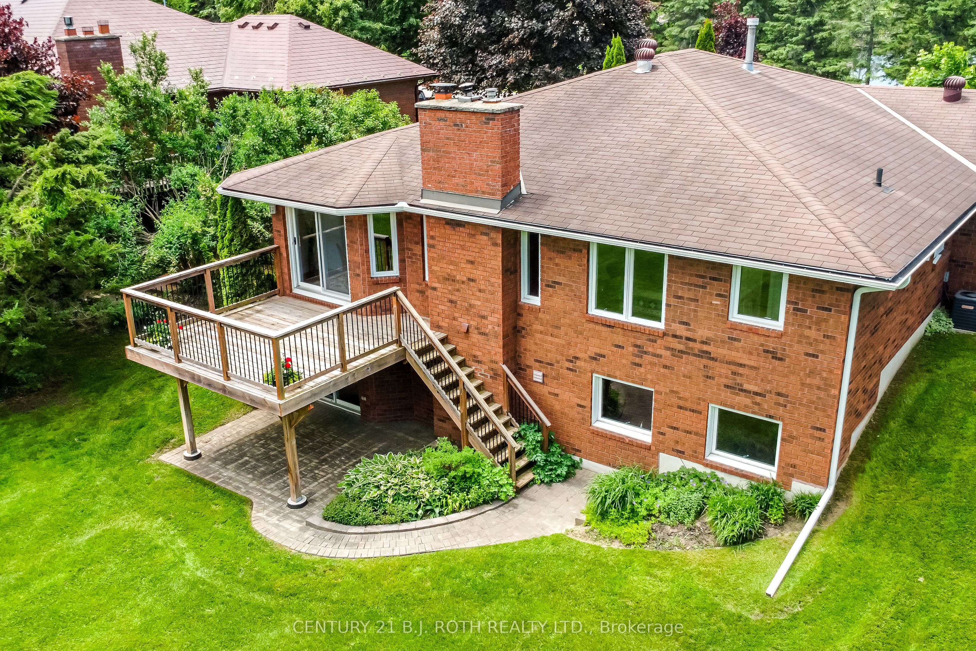 34 Cairns Boulevard Property Photo 28