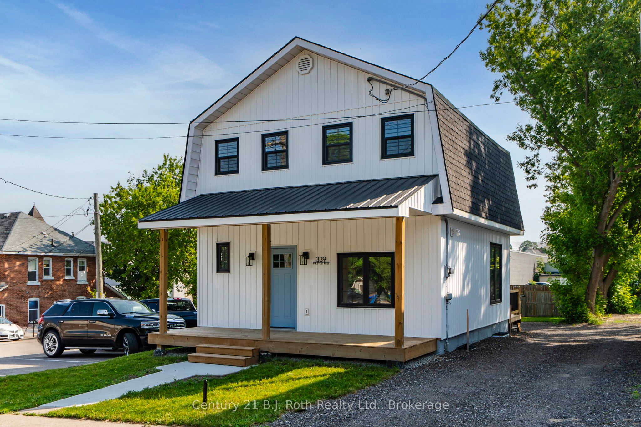 339 First Street W Property Photo 1