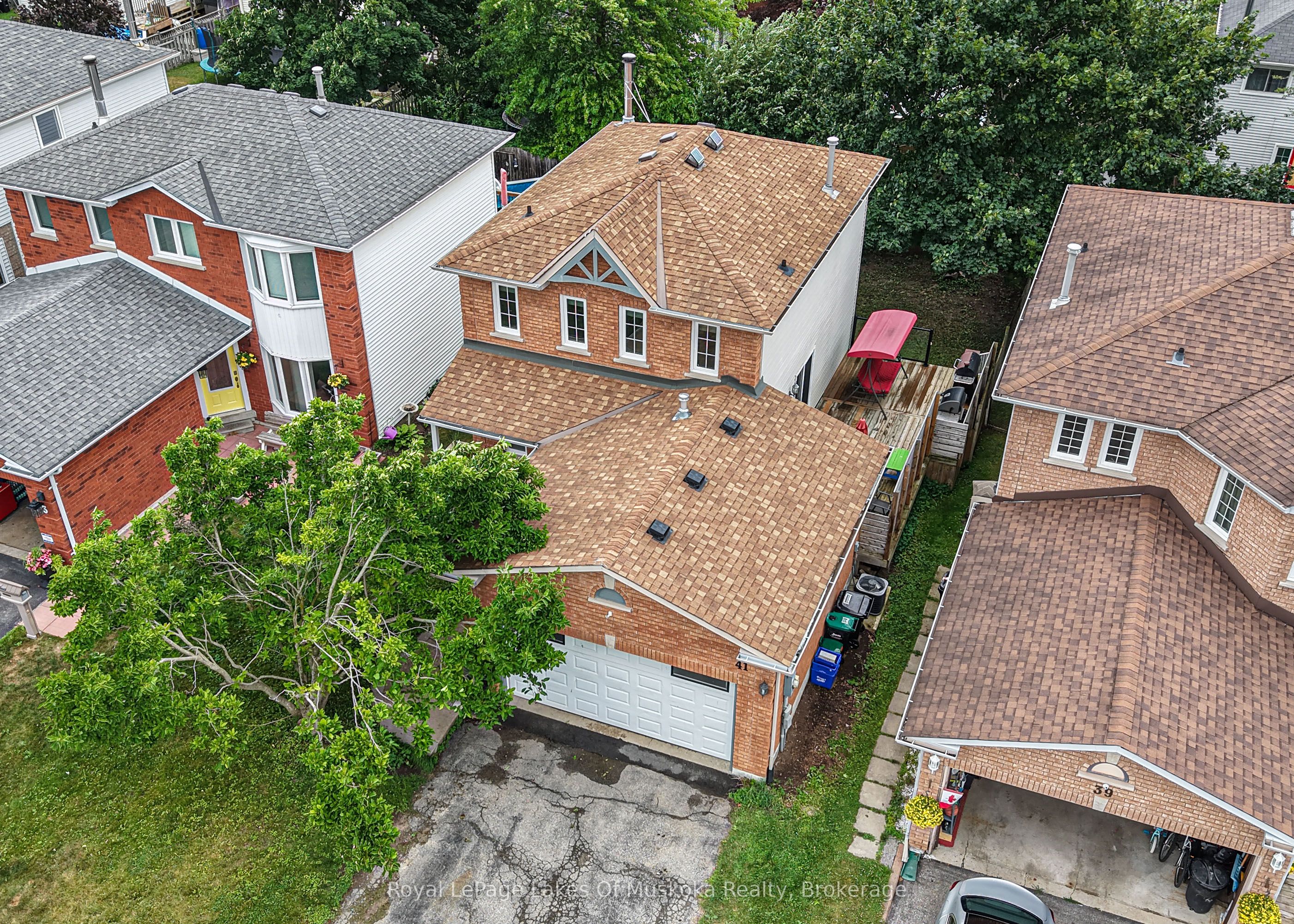 41 Penton Drive Property Photo 2