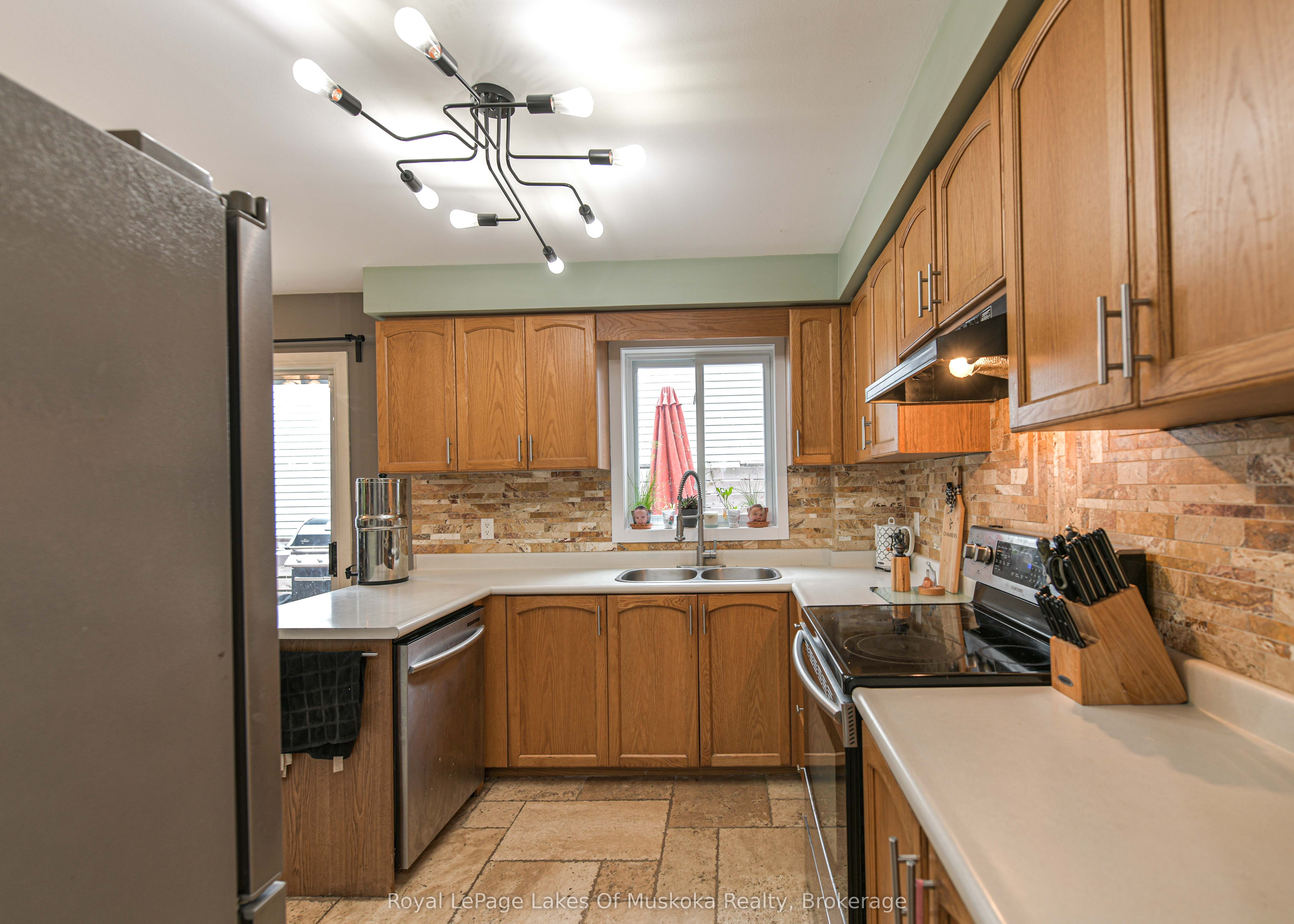41 Penton Drive Property Photo 18