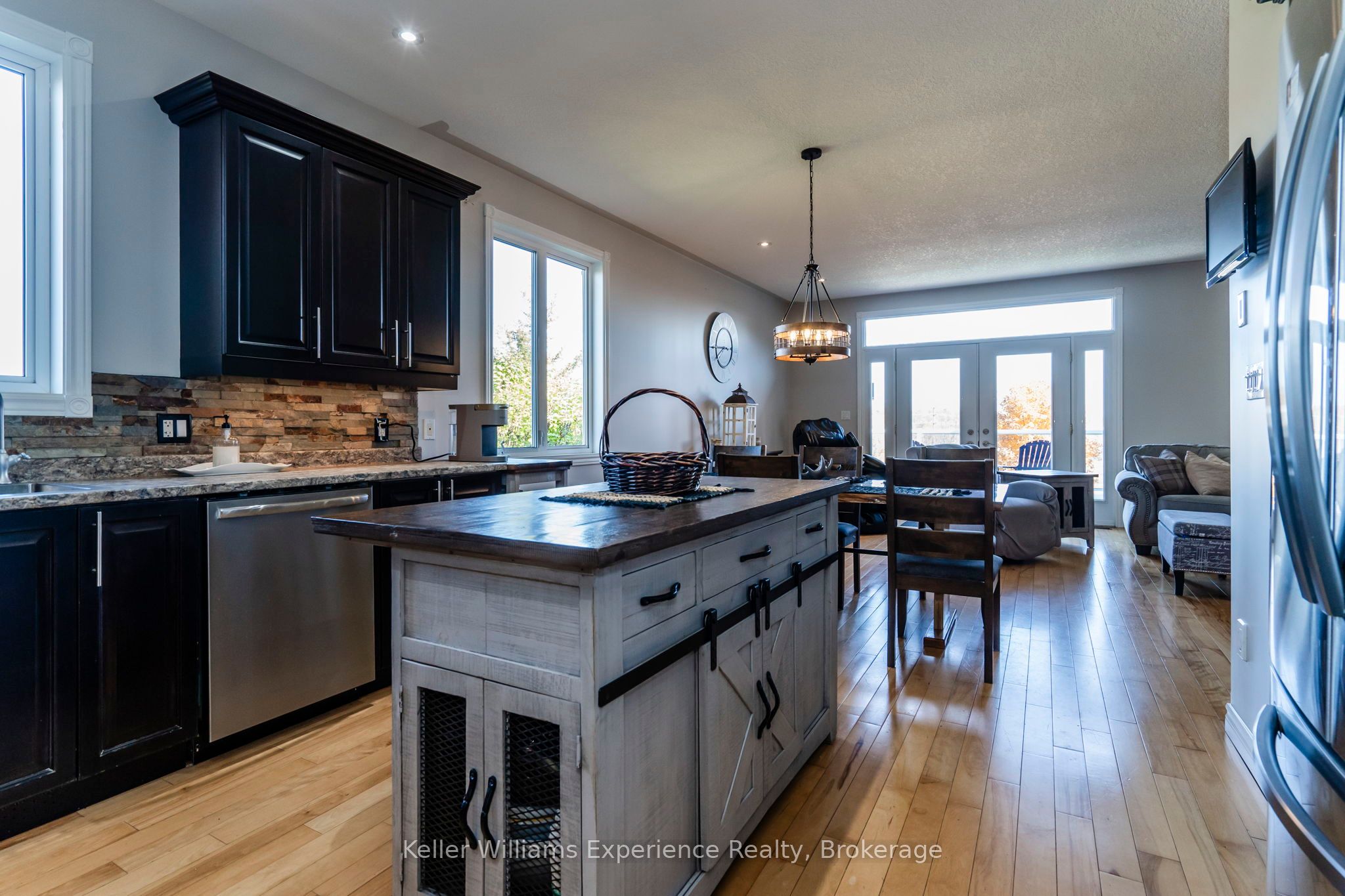 2777 Old Fort Road Property Photo 10