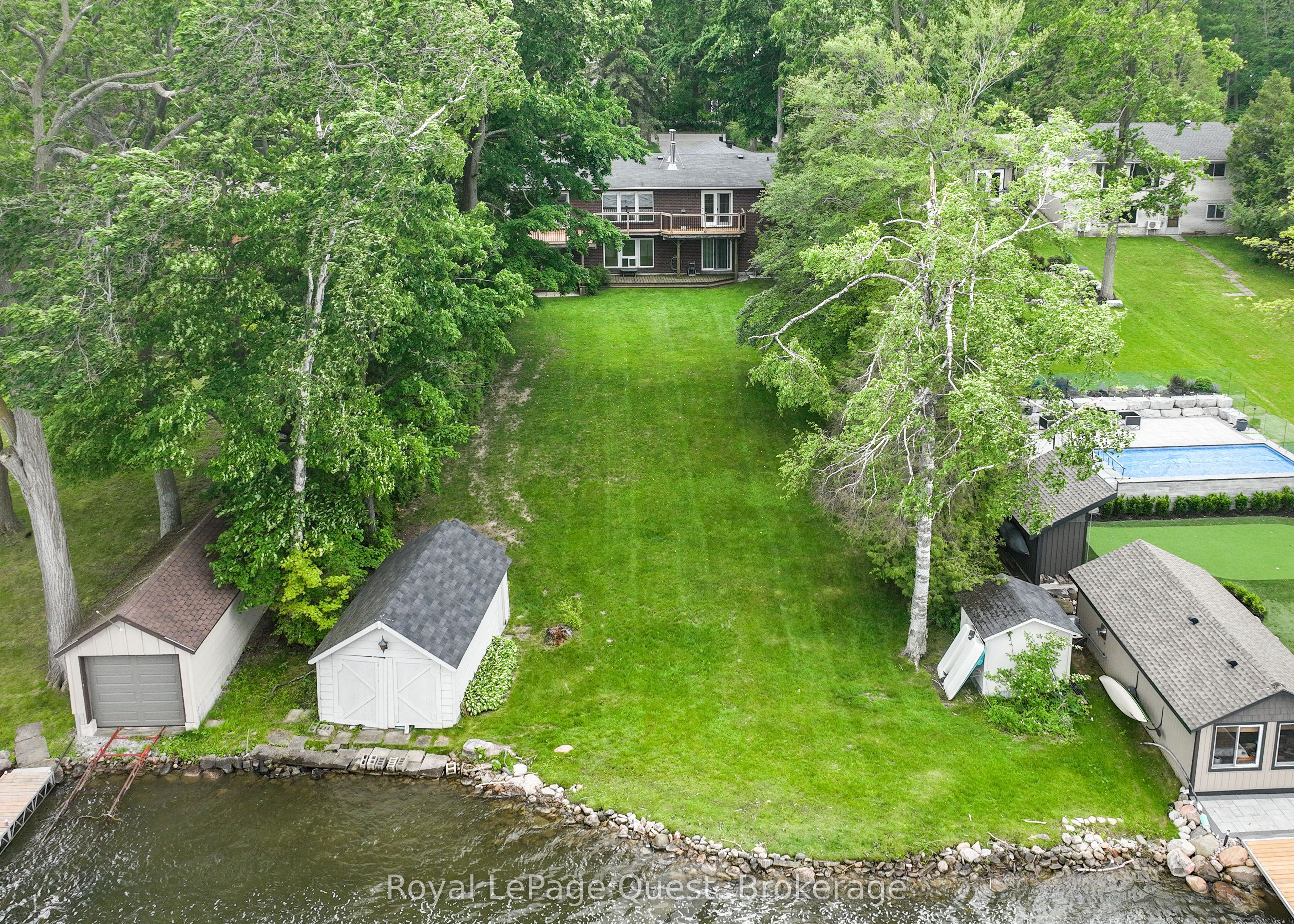 27 Heyden Avenue Property Photo 4