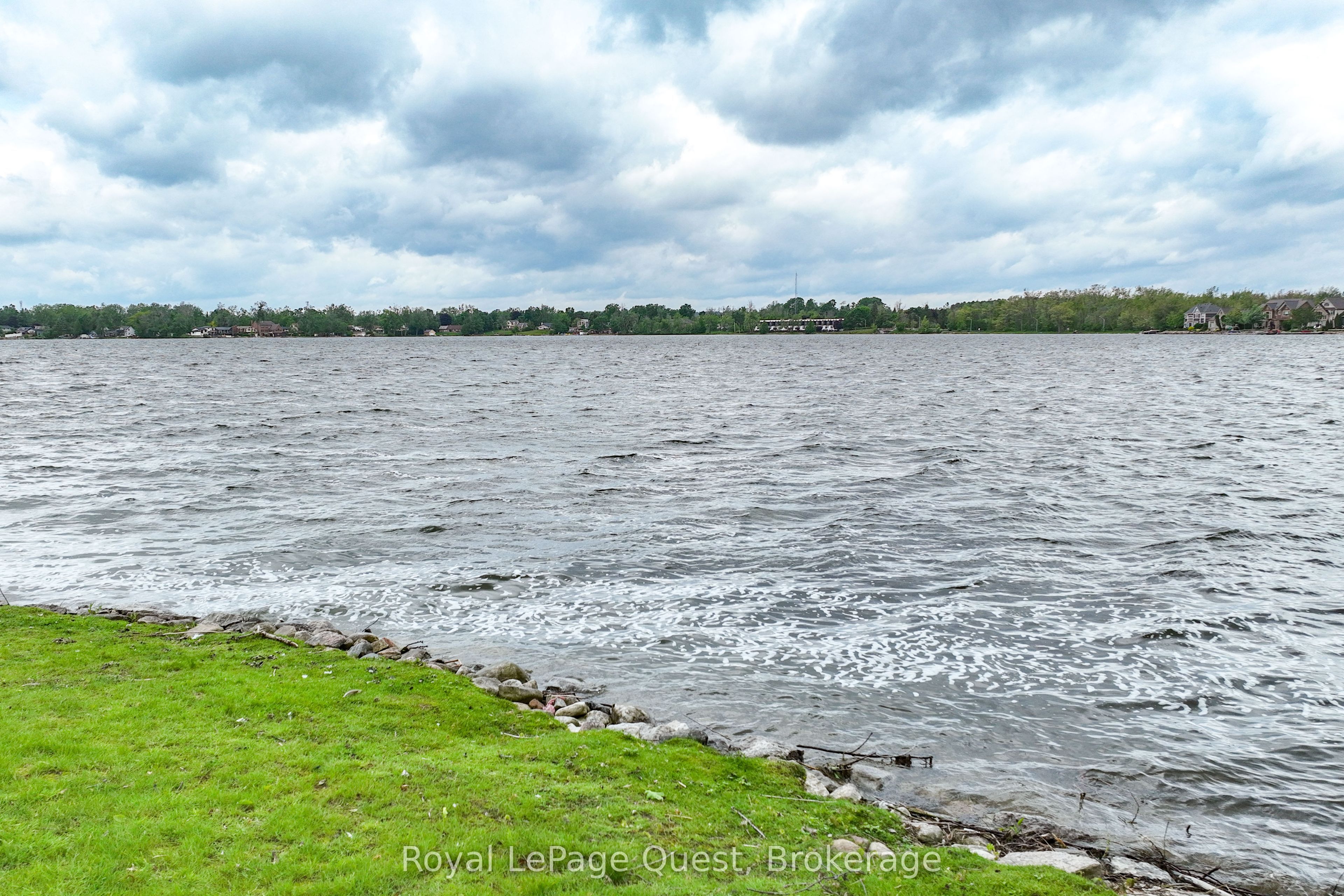 27 Heyden Avenue Property Photo 8