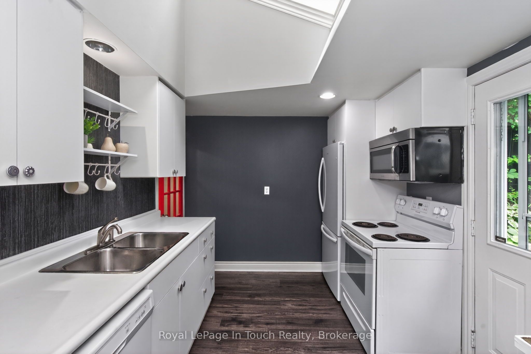 330 Third Street Property Photo 14