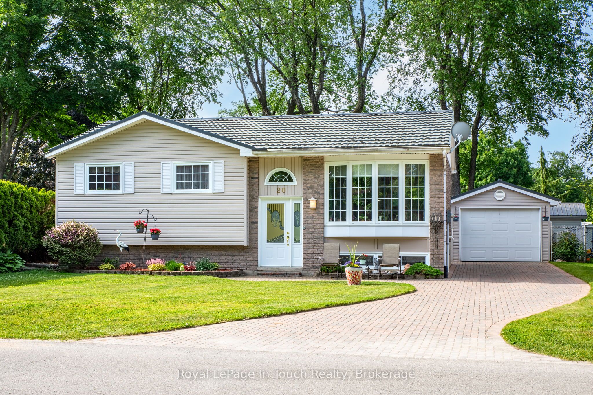 20 Payette Drive Property Photo 1