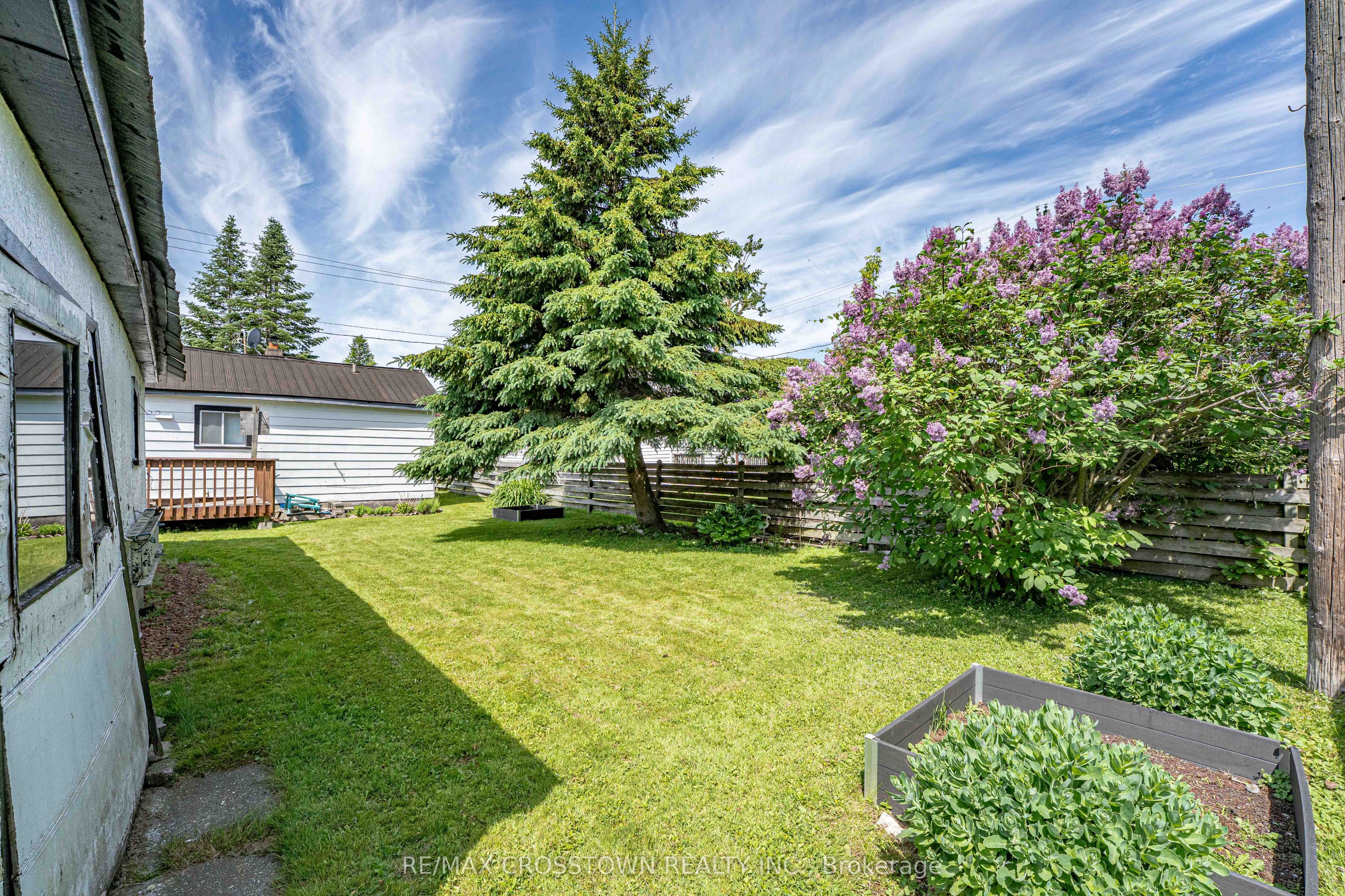 132 Dunedin Street Property Photo 8