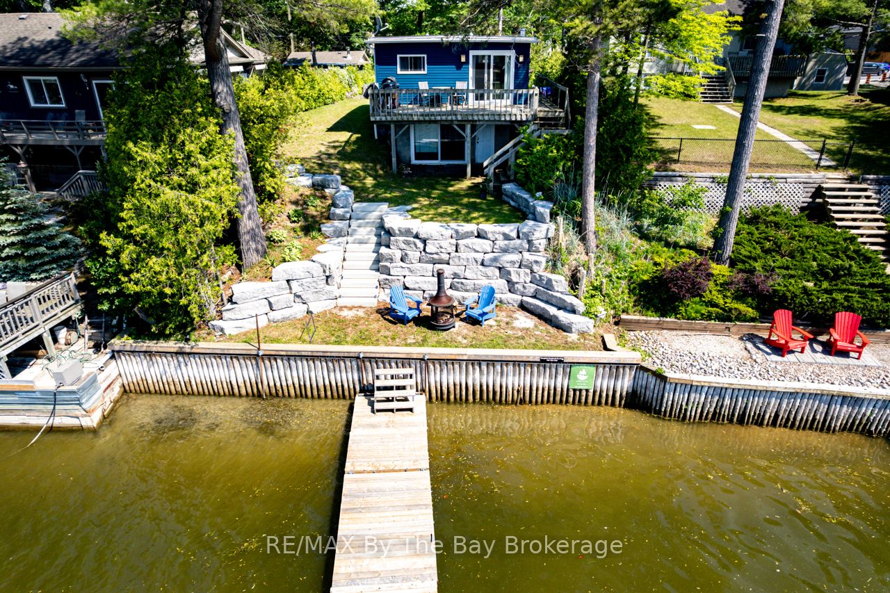 1250 River Road W Property Photo 1