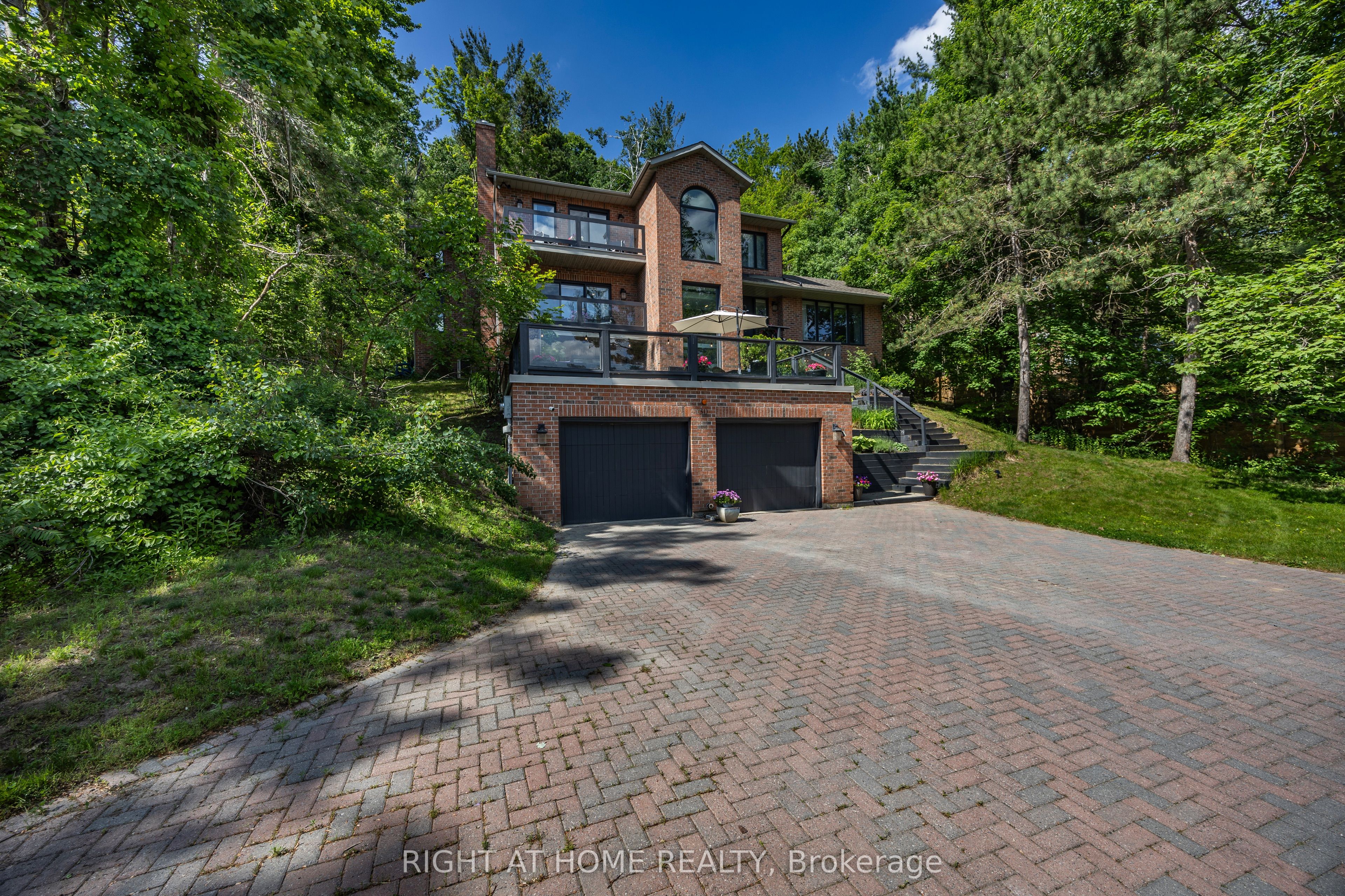 30 Pooles Rd