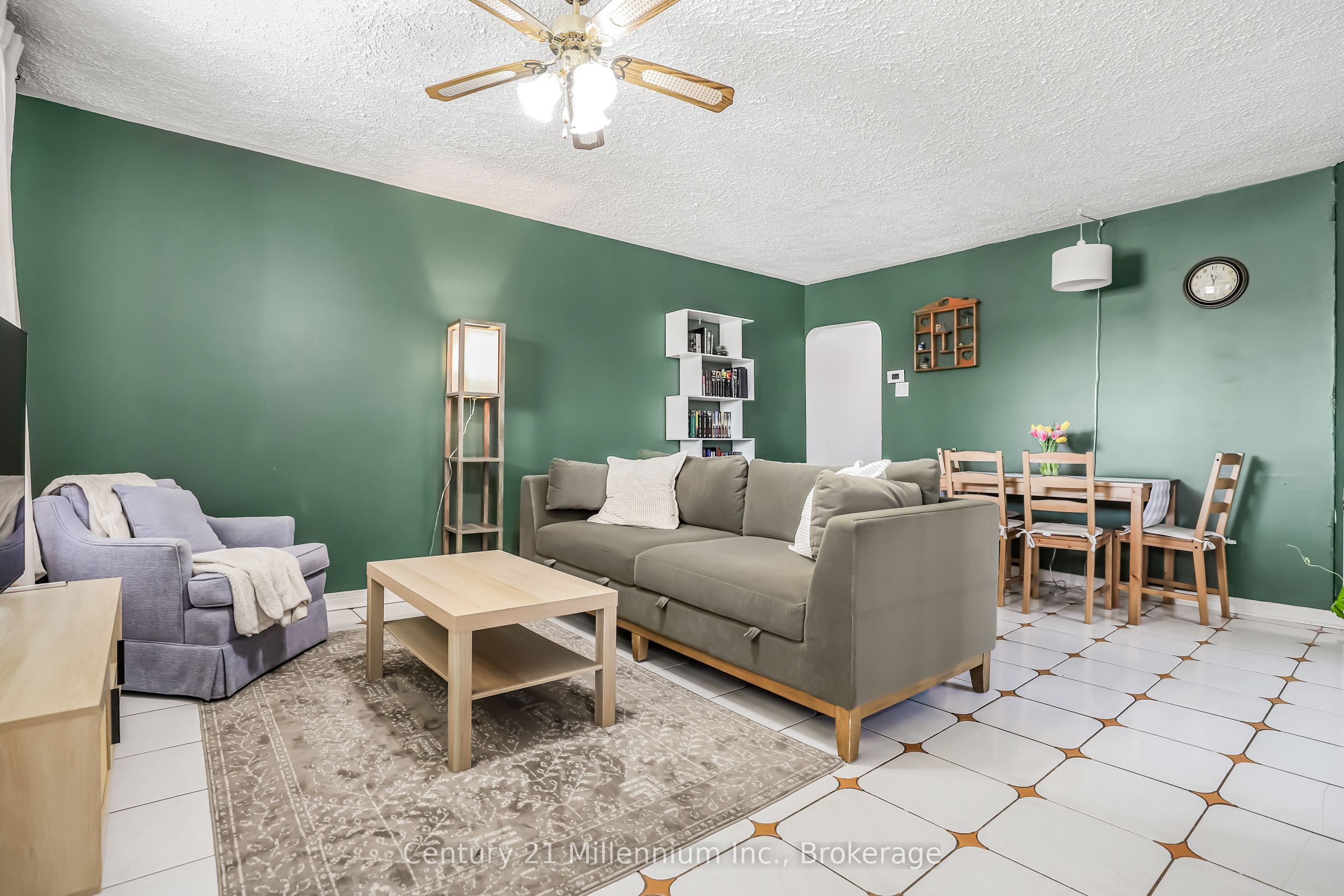 152 Frederick Drive Property Photo 5