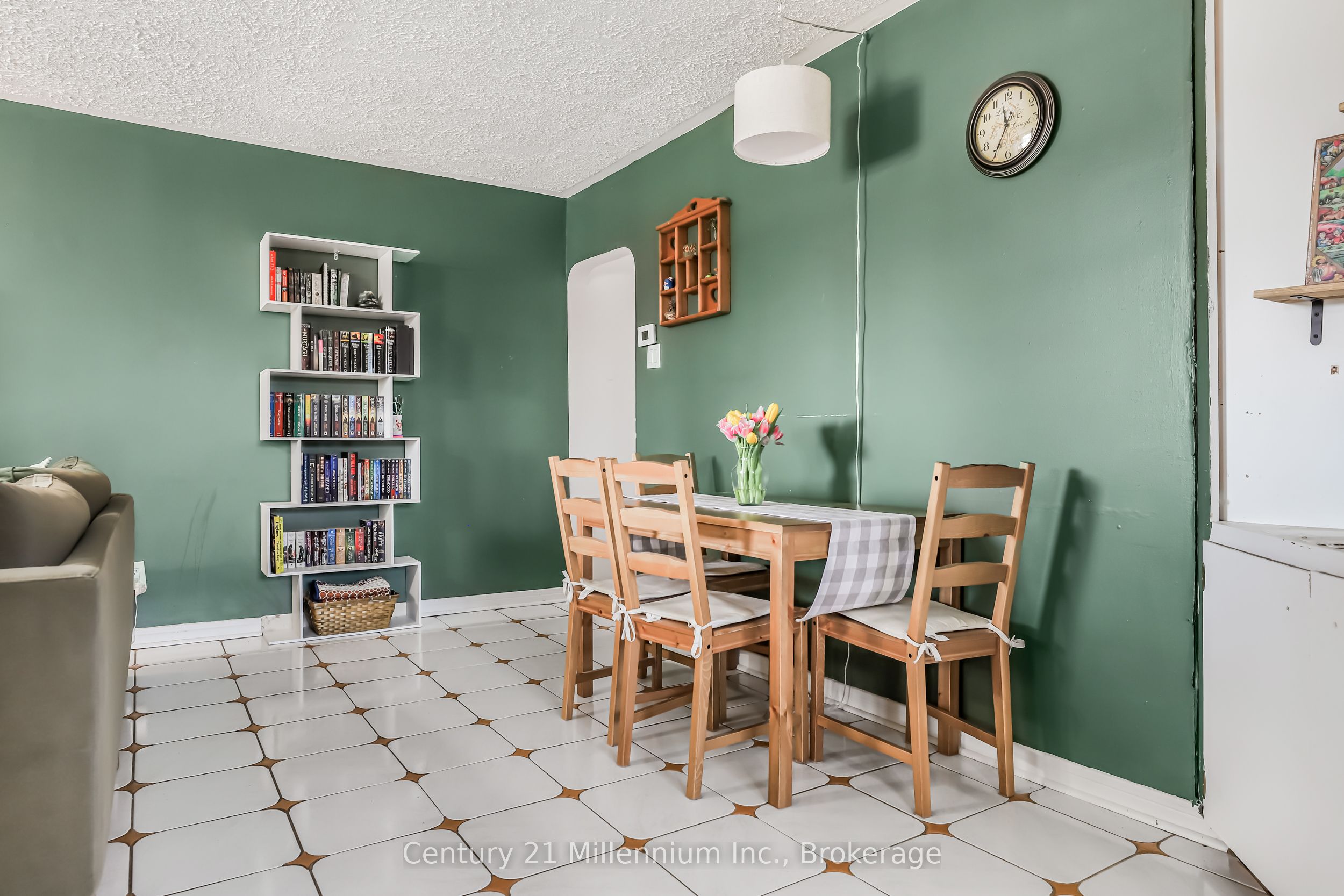 152 Frederick Drive Property Photo 6