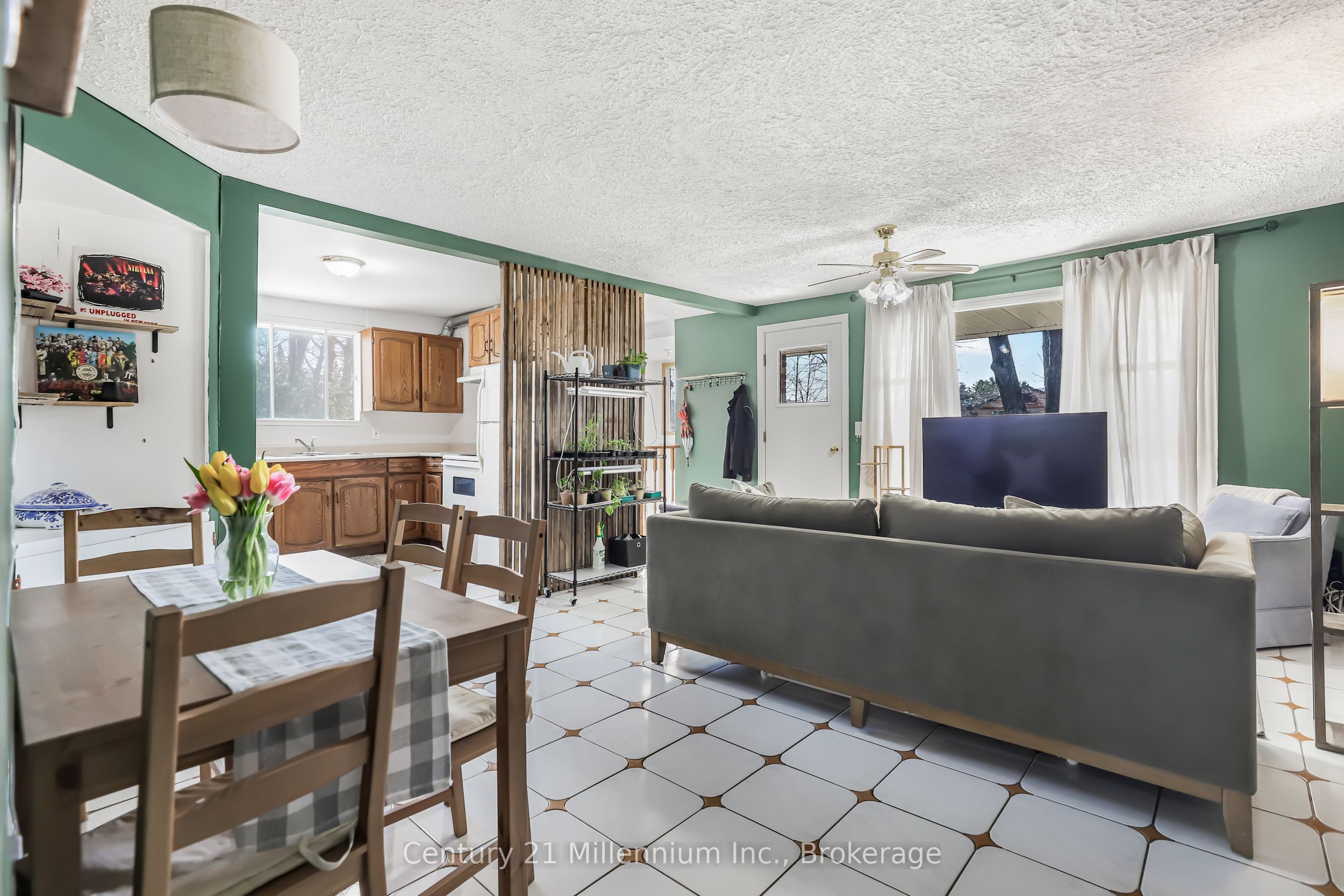 152 Frederick Drive Property Photo 7