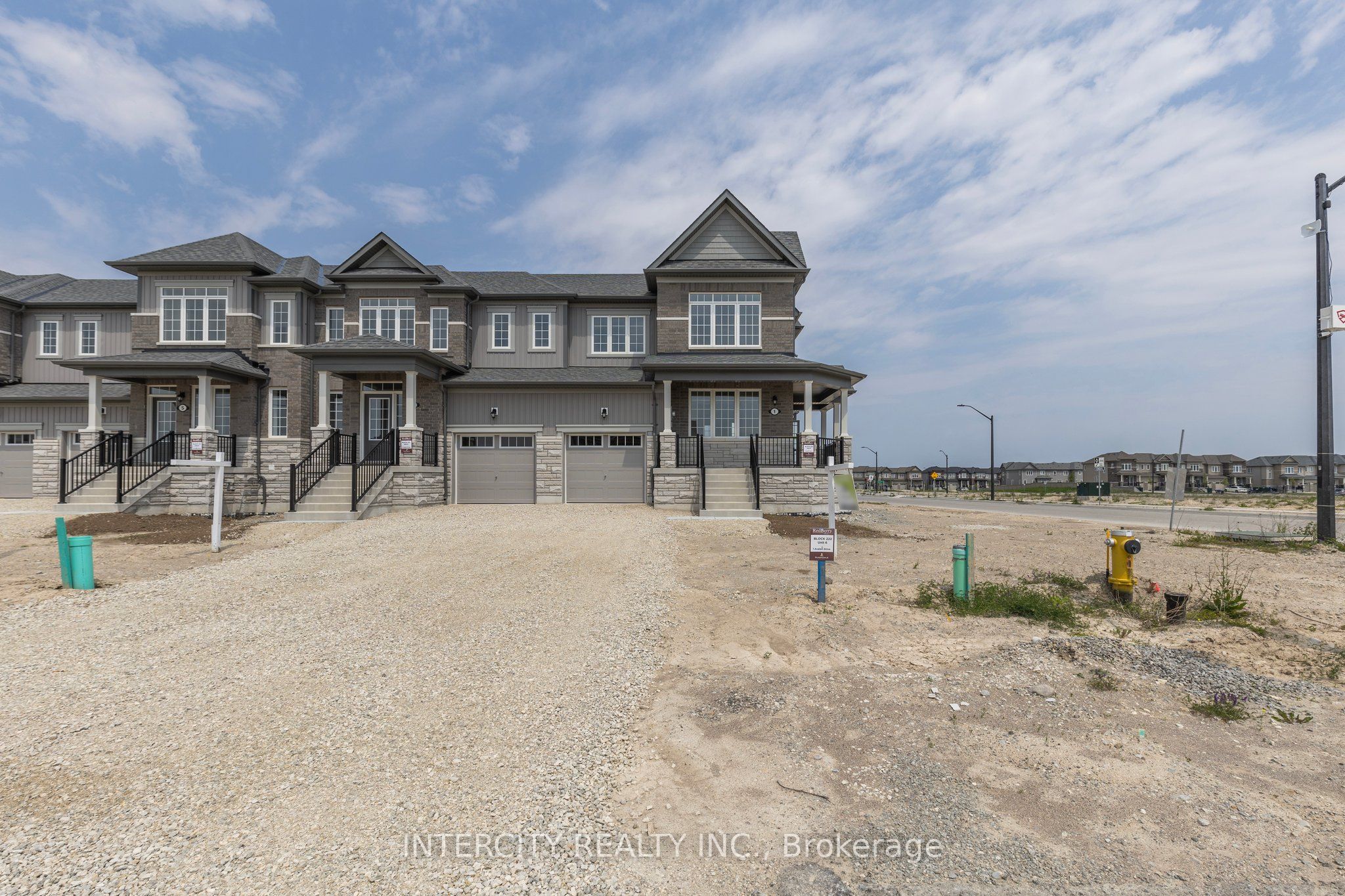 1 Avalon Dr Property Photo 1