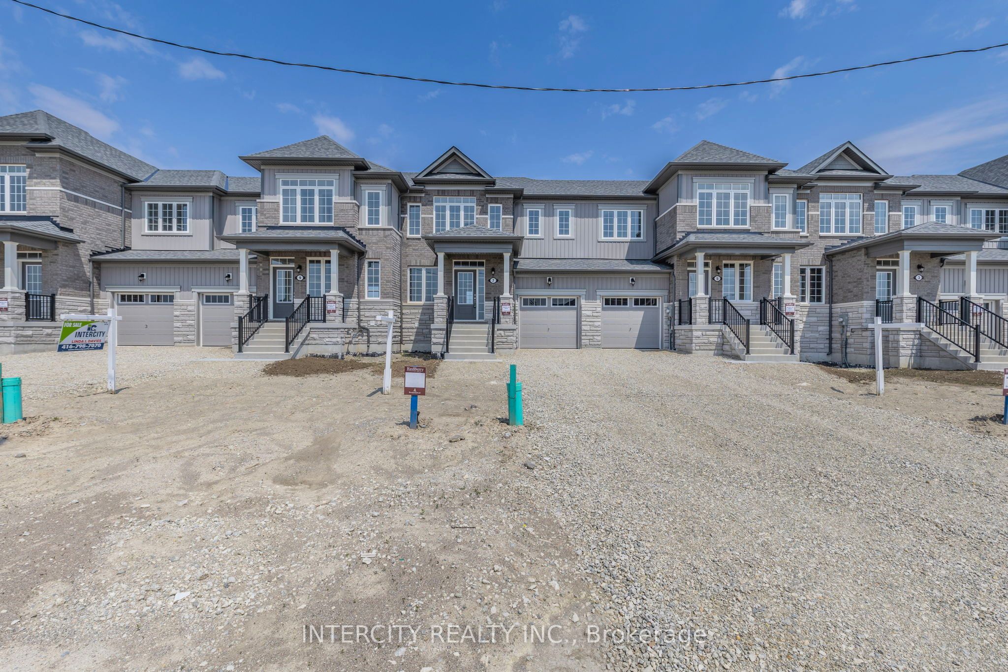 7 Avalon Drive Property Photo 1