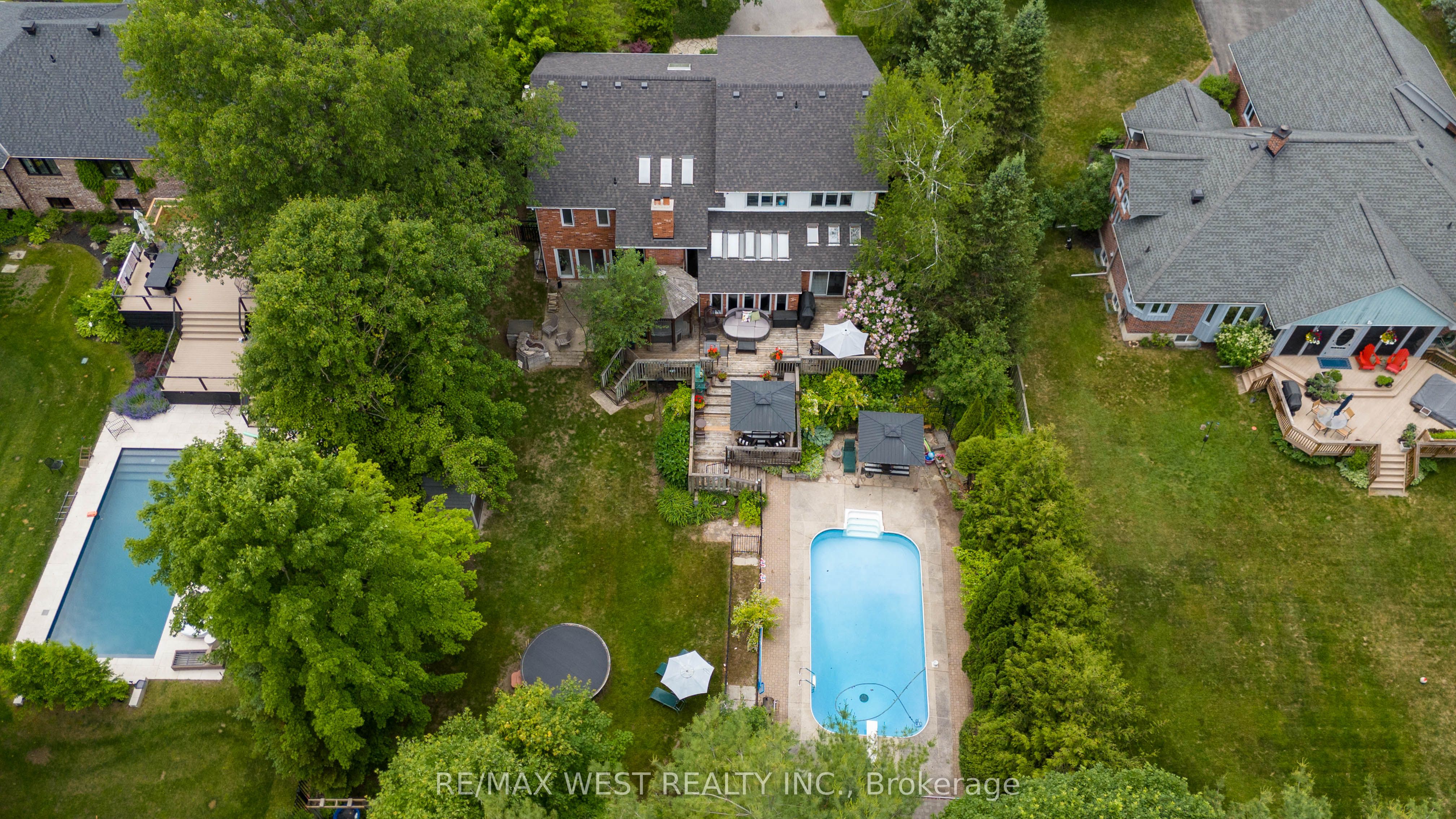 35 Jodies Ln Property Photo 1