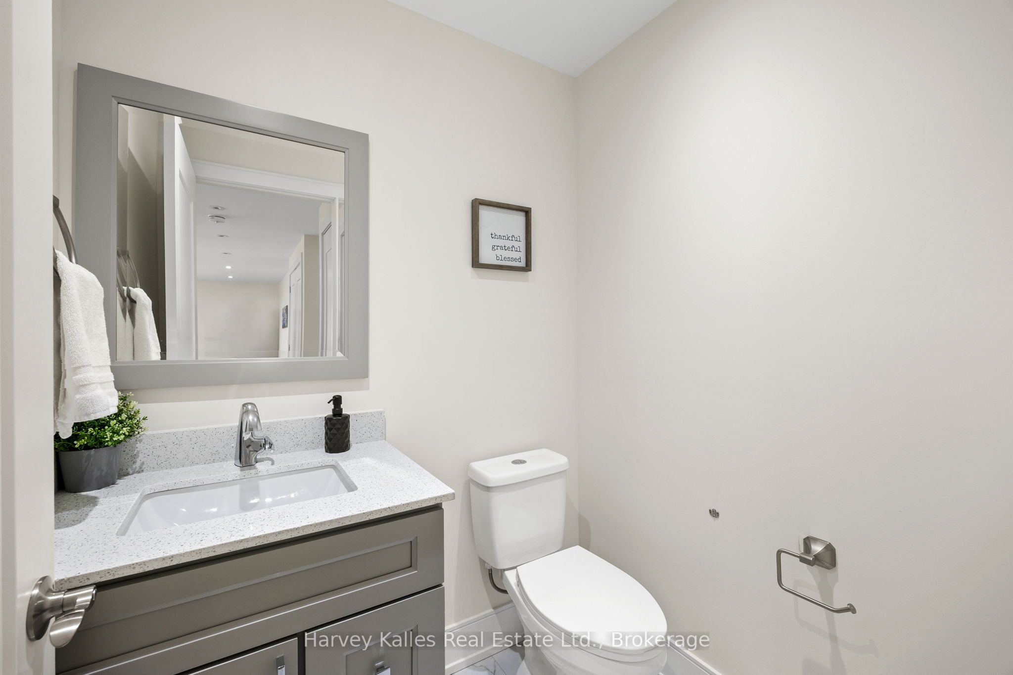 #unit B - 297 Seventh Street Property Photo 14