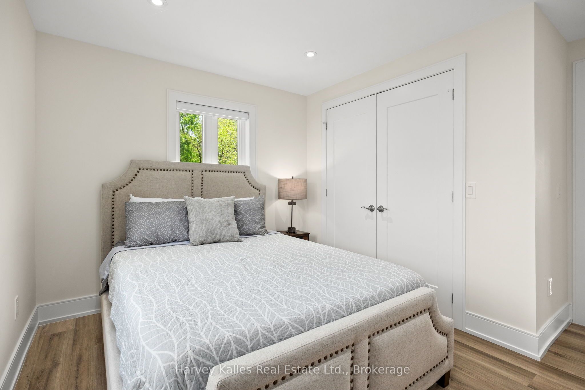 #unit B - 297 Seventh Street Property Photo 20