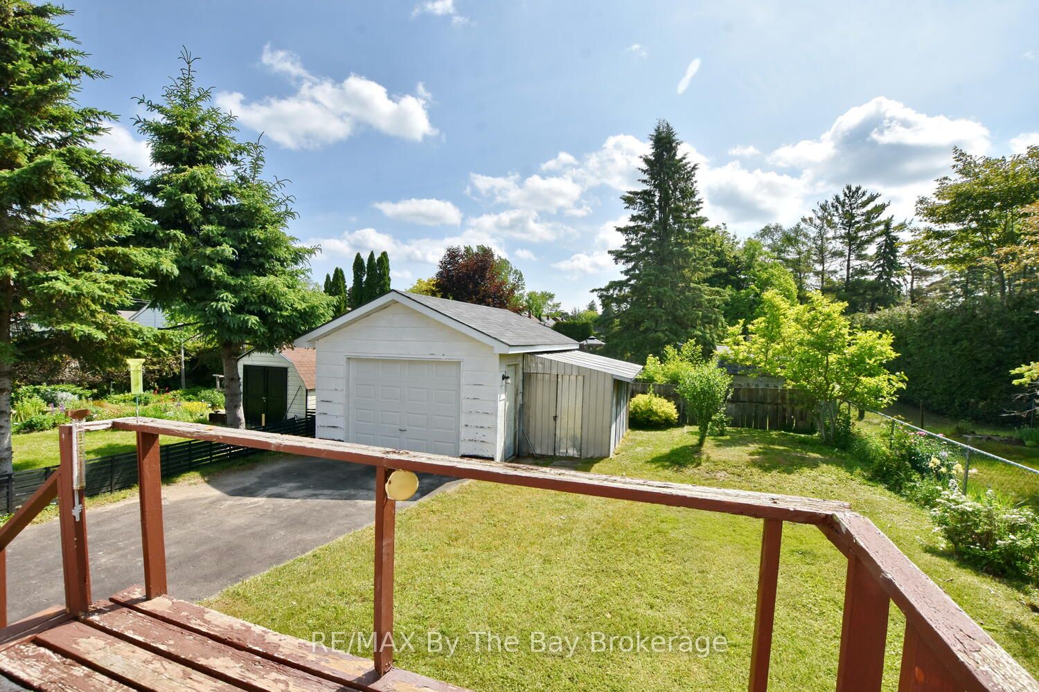 473 Maple Street Property Photo 3