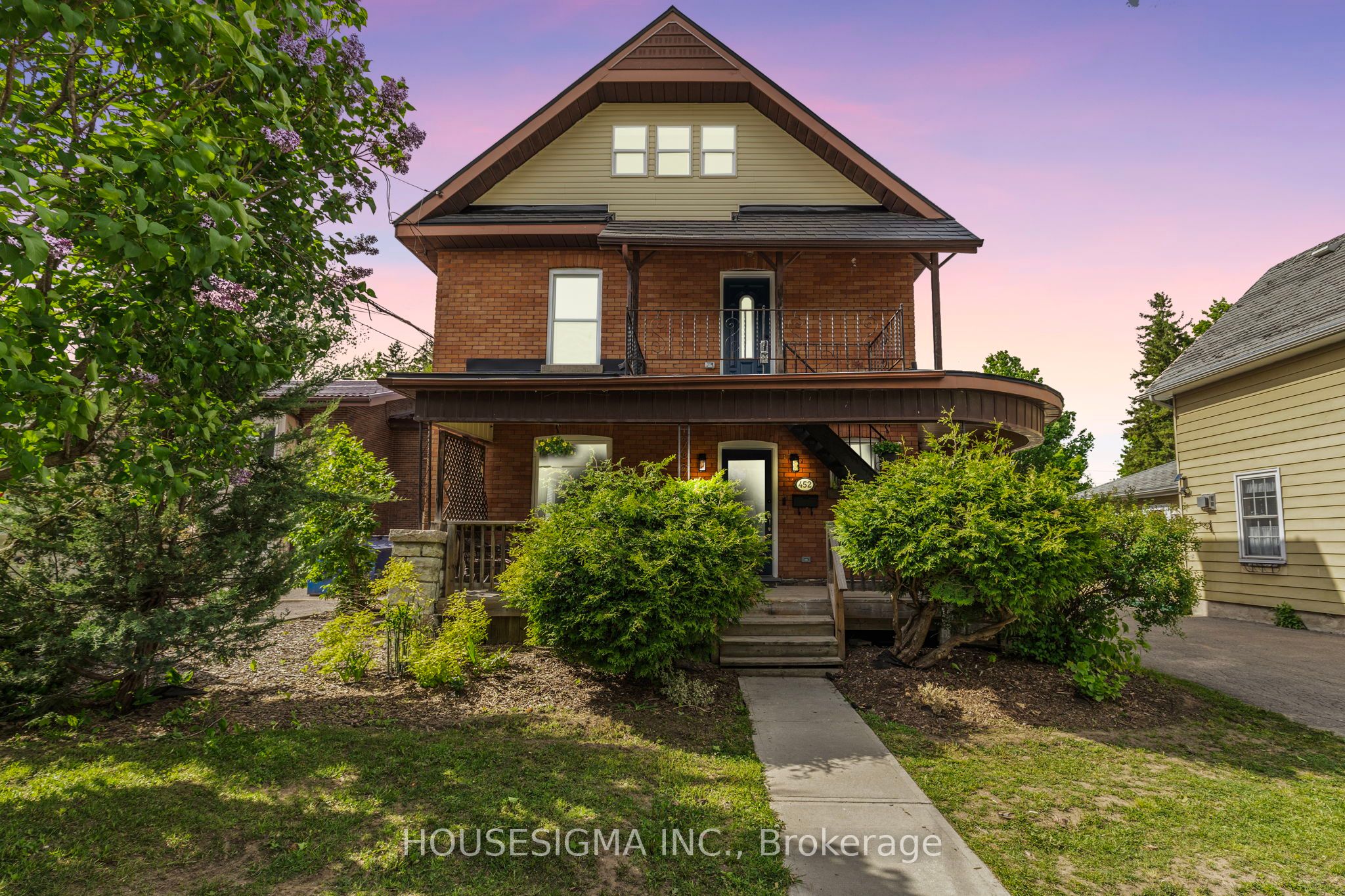 452 Hannah Street Property Photo 1