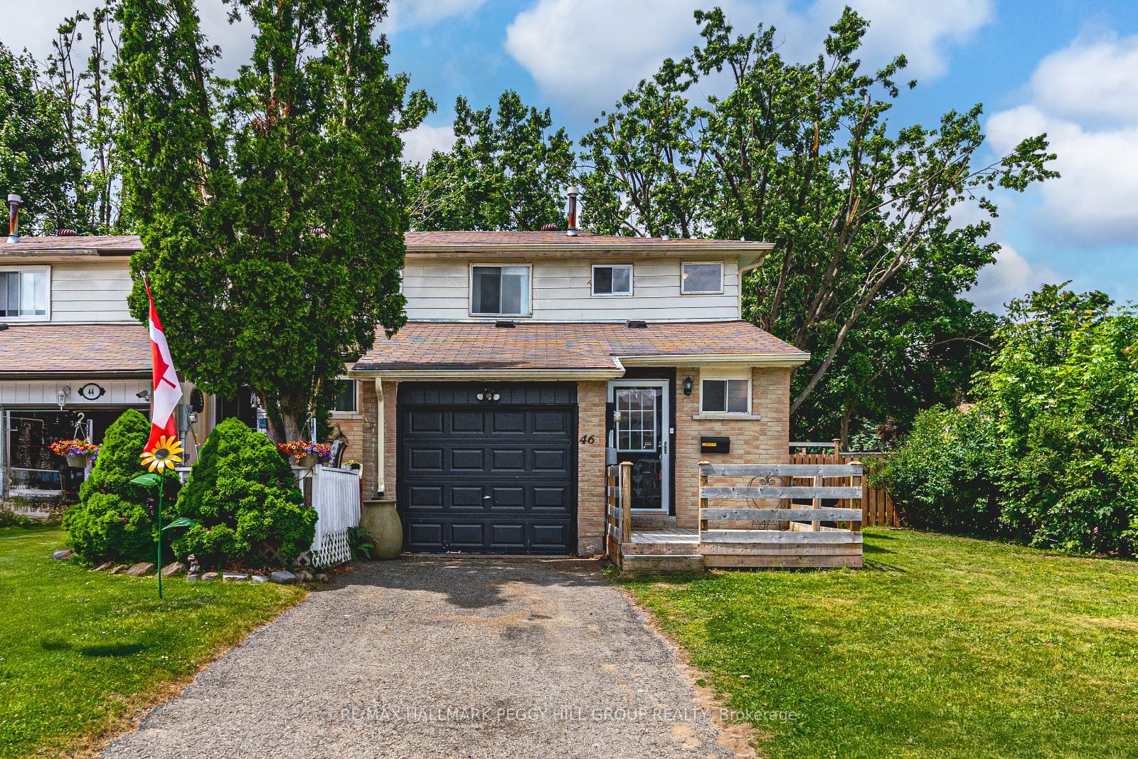 46 Chaucer Cres Property Photo 1